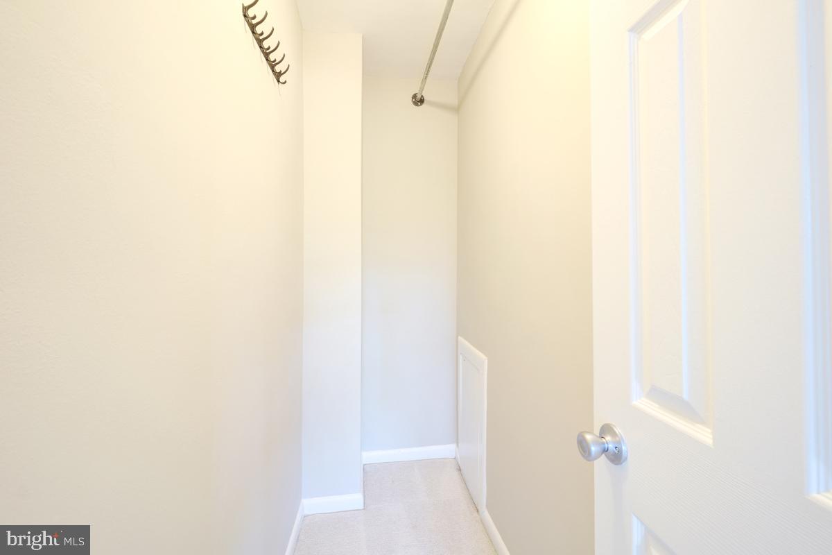 SEMINARY WALK - Residential