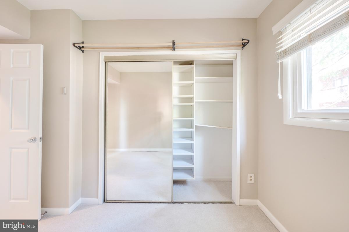 SEMINARY WALK - Residential