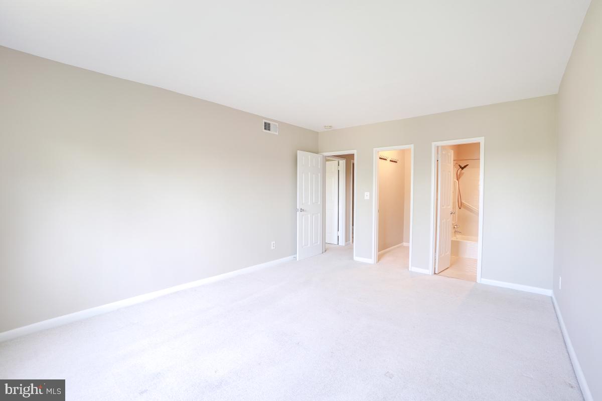 SEMINARY WALK - Residential