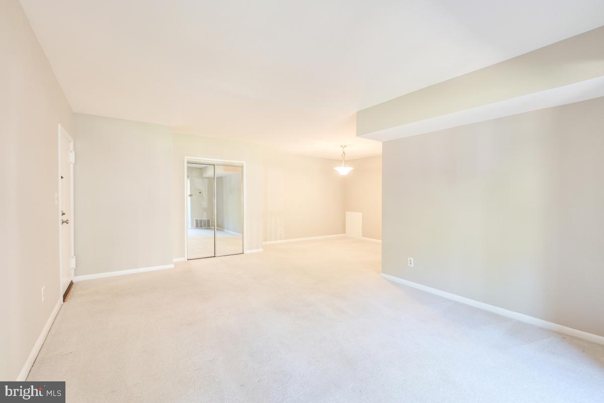 SEMINARY WALK - Residential