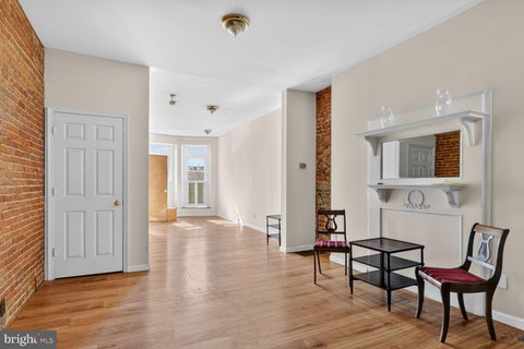 Townhouse For Sale - 1305 Light Street<br/> BALTIMORE, MD 21230