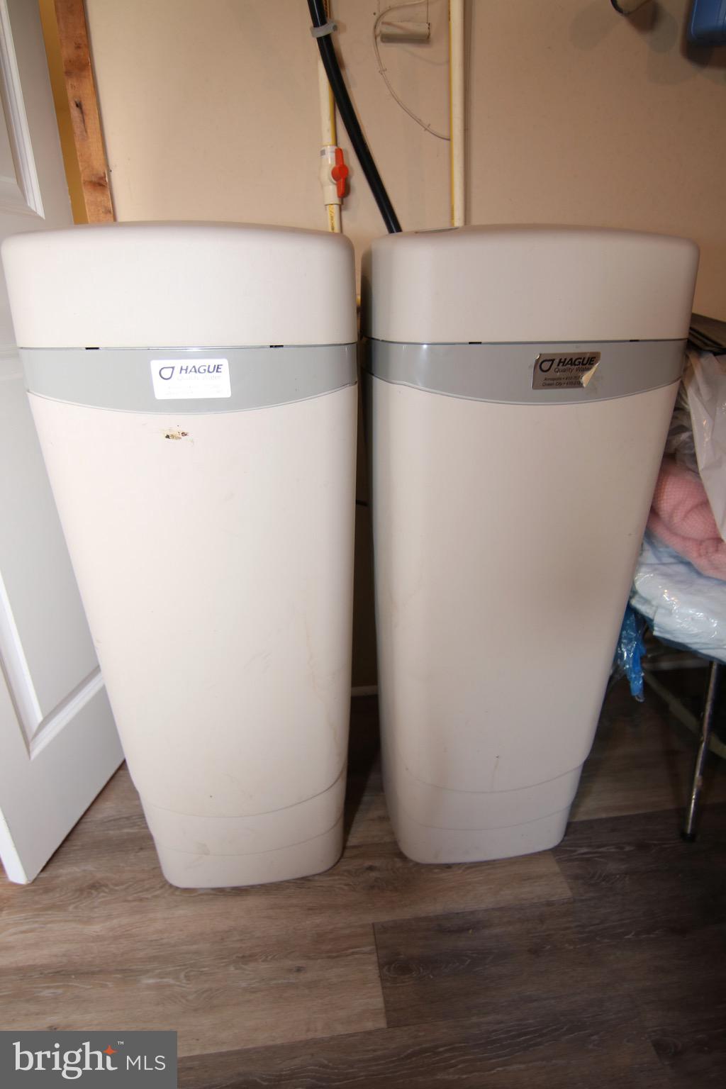 GEORGETOWN HOUSES - Residential