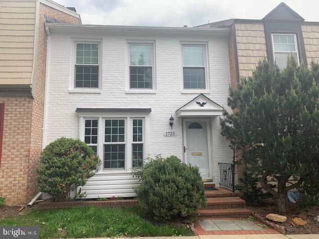 GEORGETOWN HOUSES - Residential