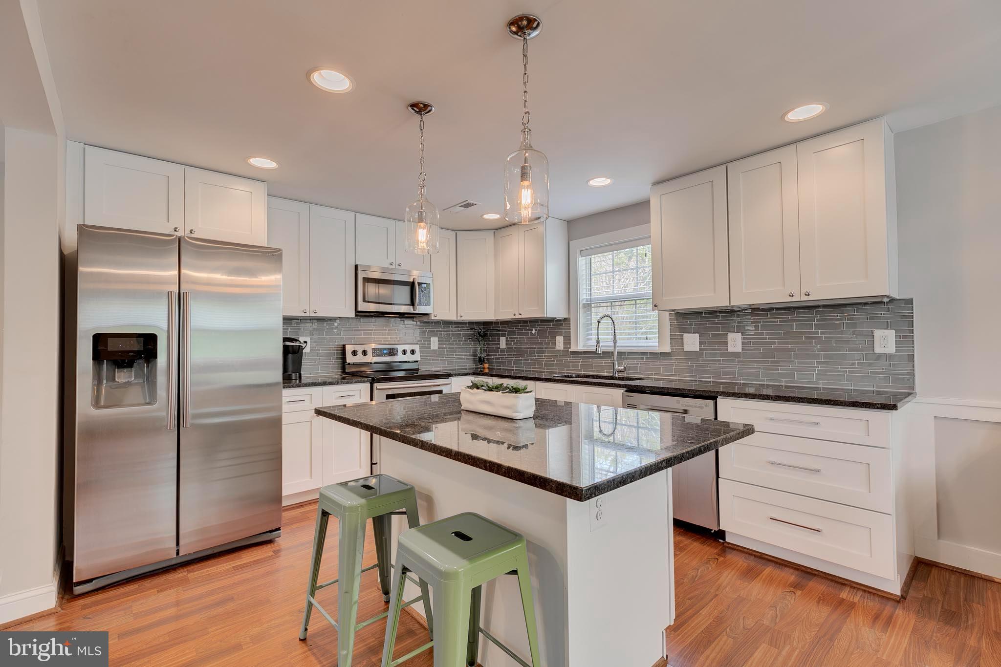 ELVATON ACRES - Residential