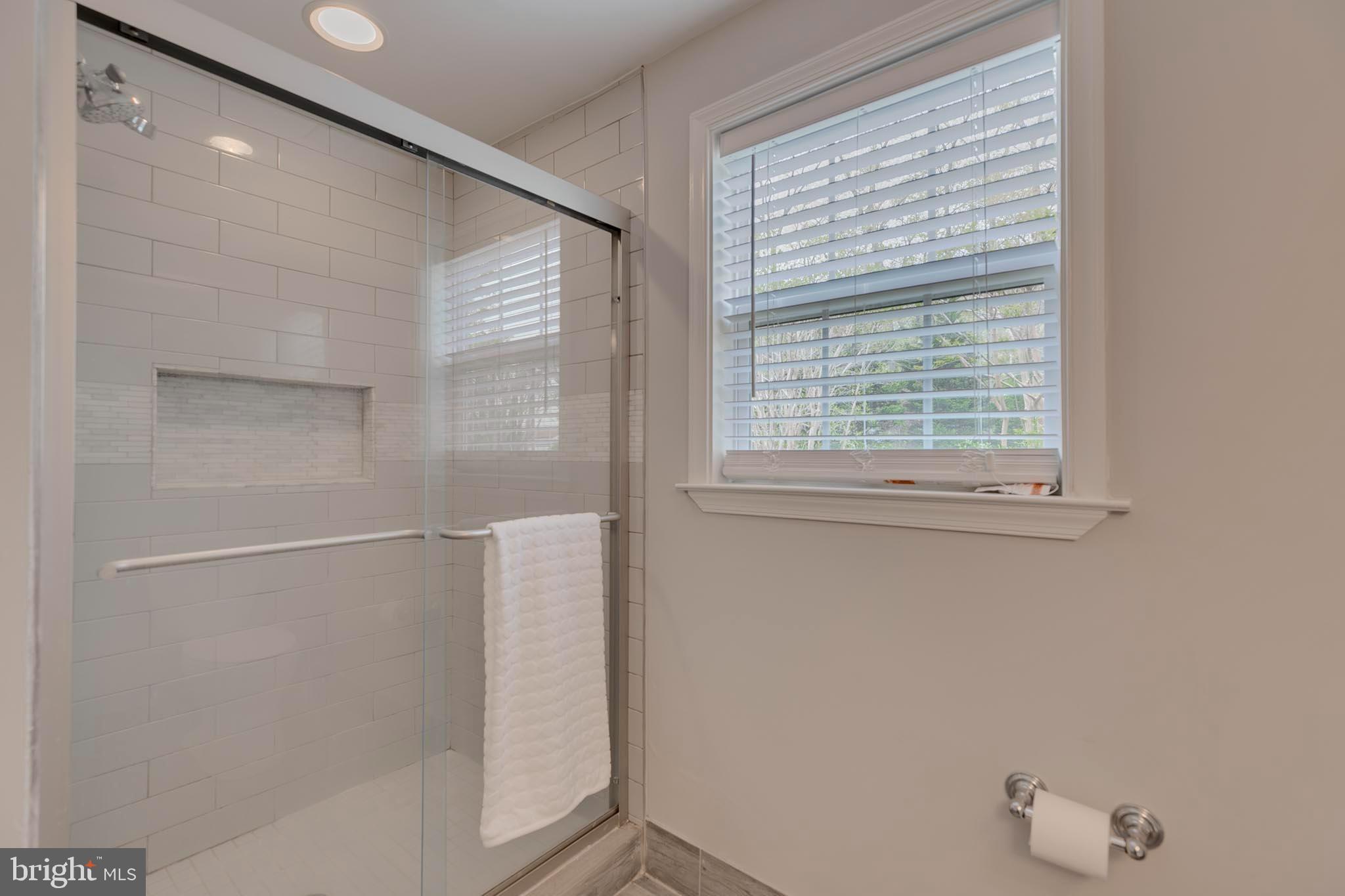 ELVATON ACRES - Residential