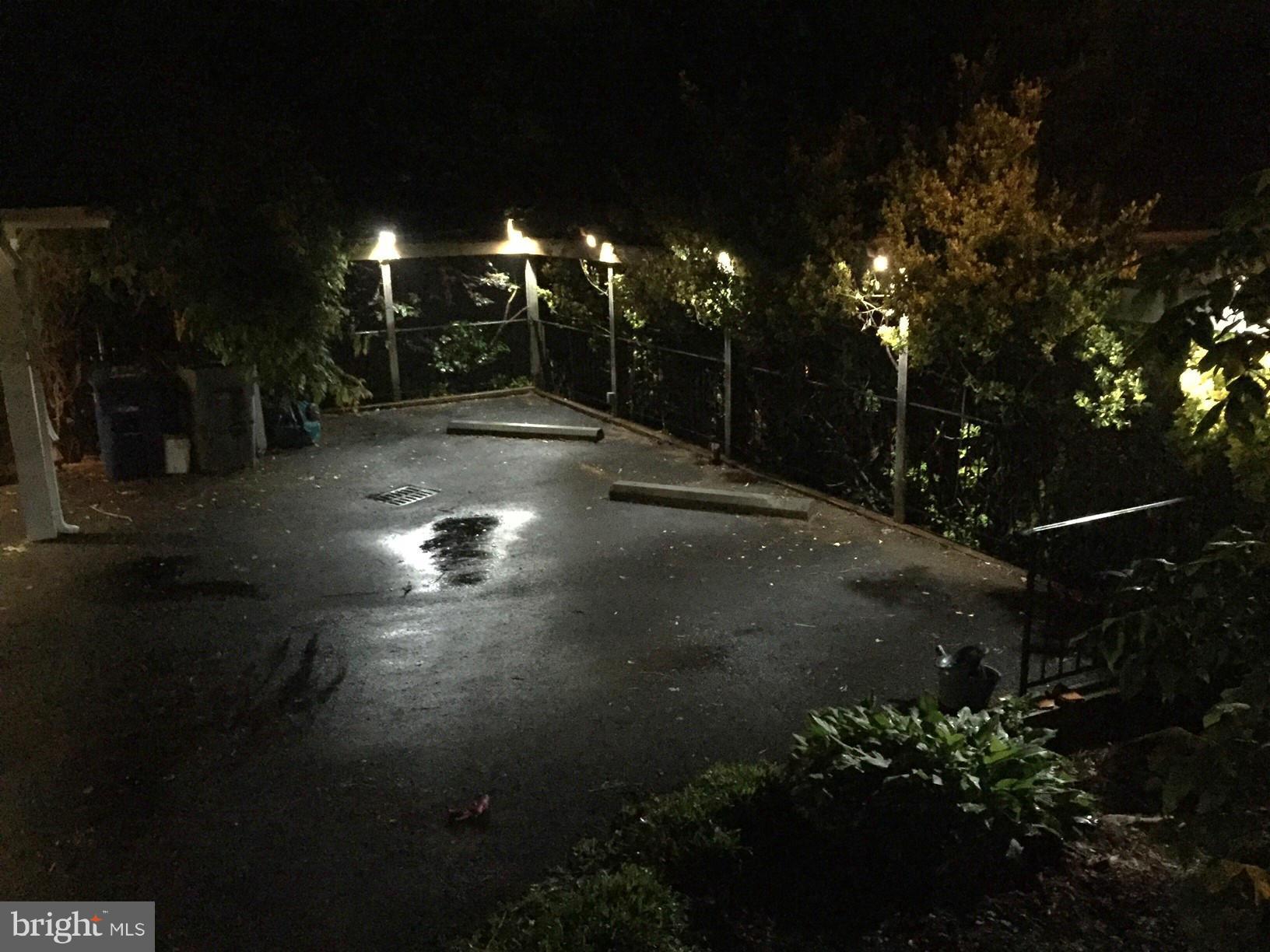 OVERLOOK KNOLLS - Residential