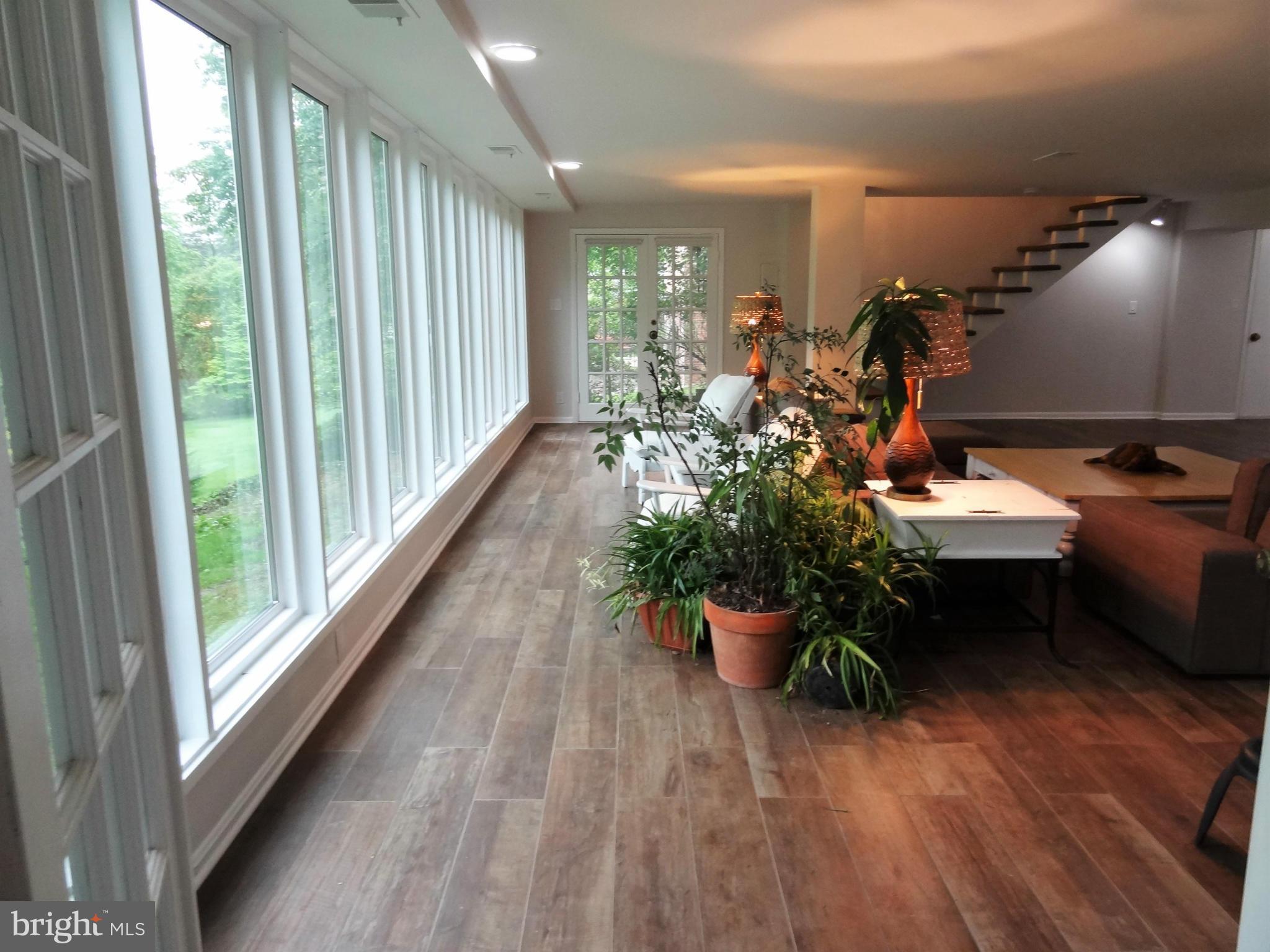 OVERLOOK KNOLLS - Residential