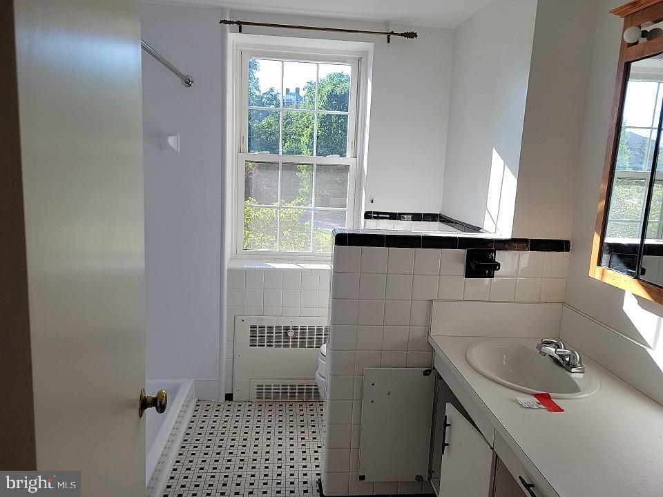 GUILFORD - Residential