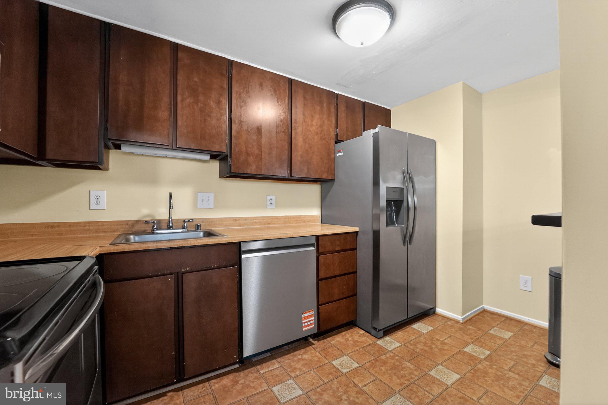 THOMAS CHOICE WEST - Residential
