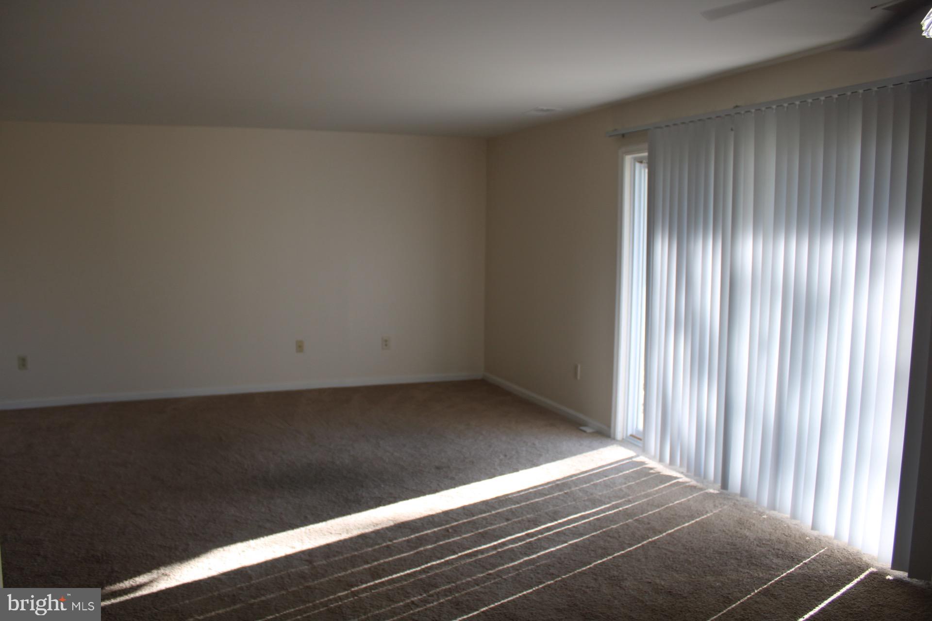 CROMWELL FOUNTAIN - Residential Lease