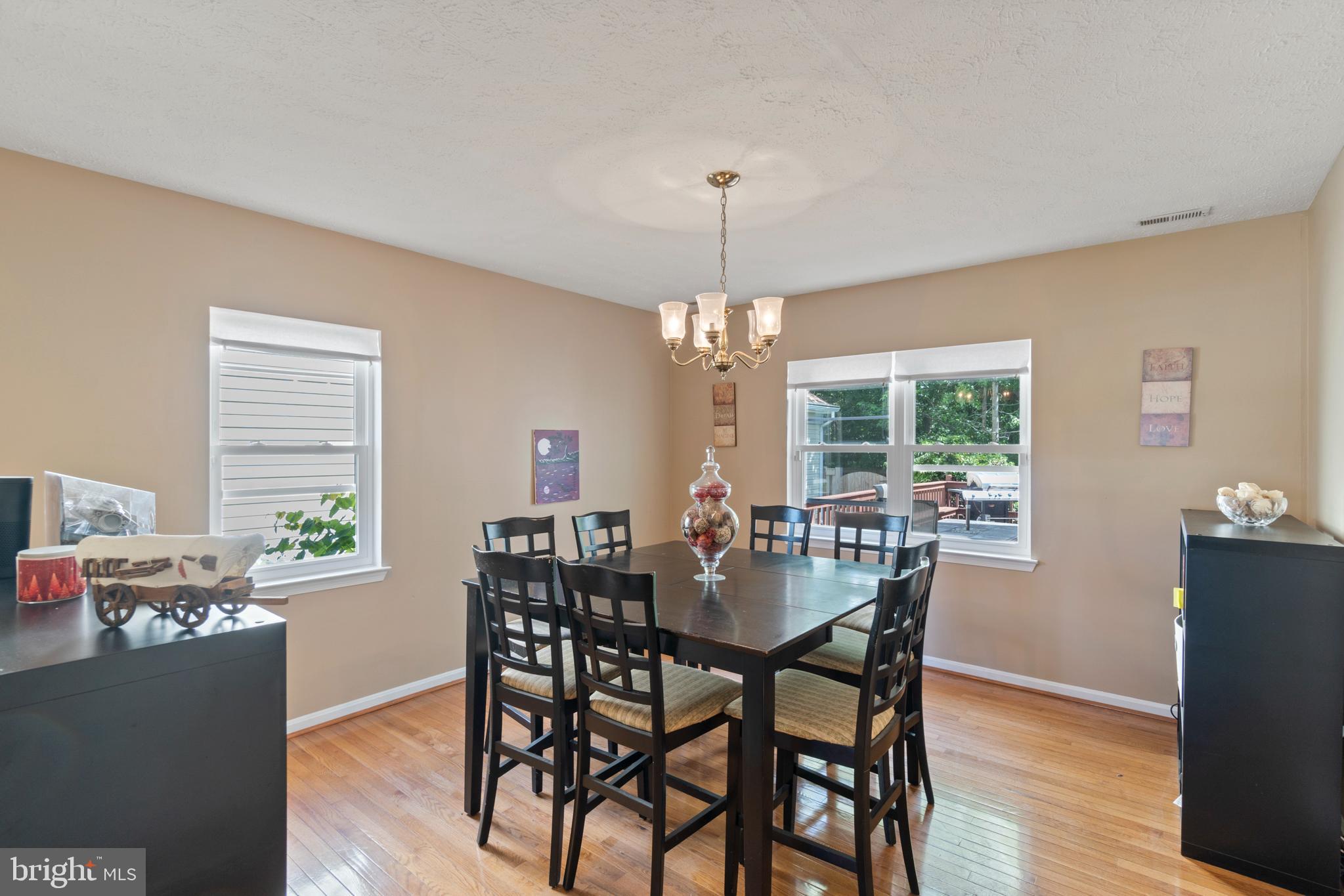 ST CHARLES SUB - HAMPSHIRE - Residential