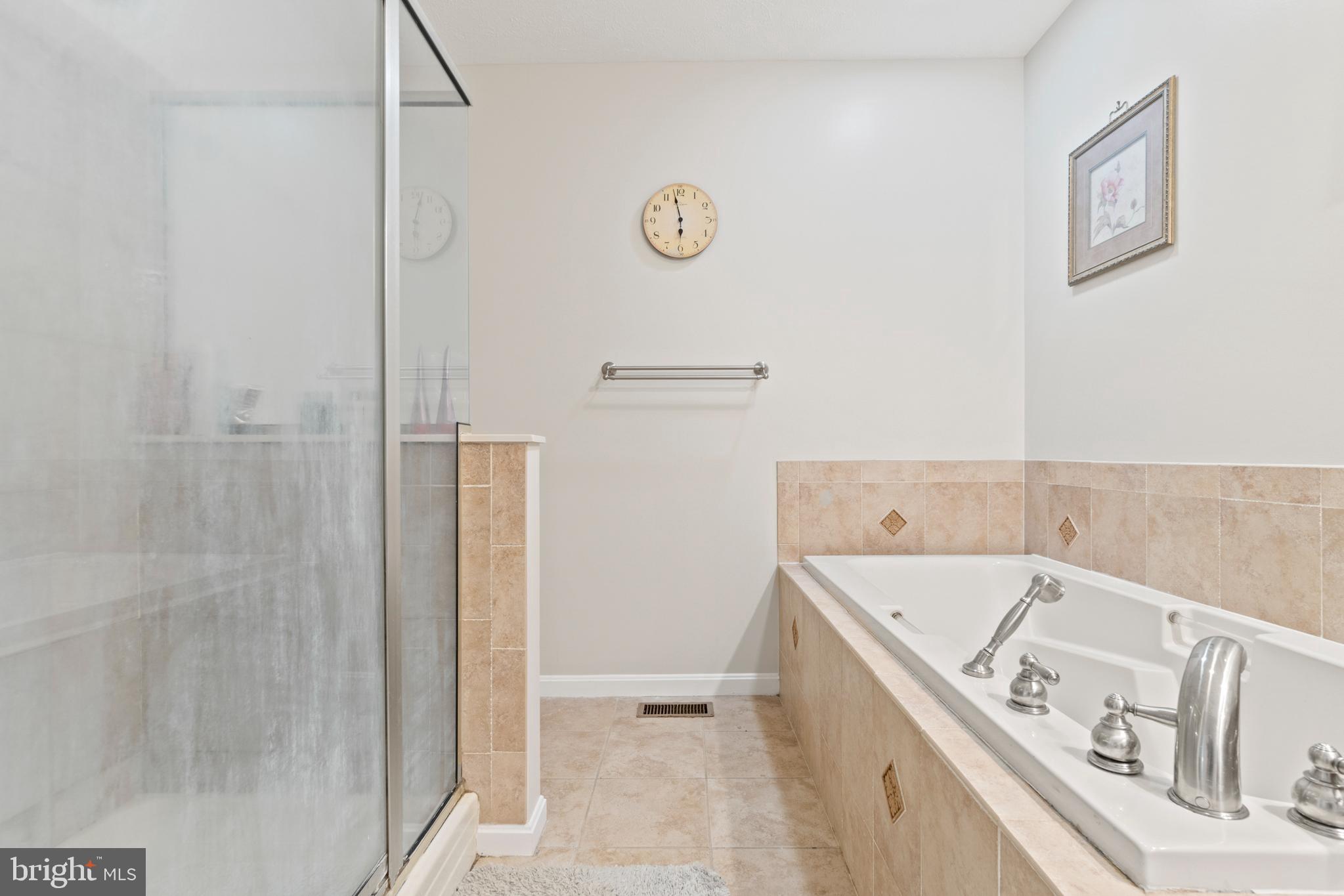 ST CHARLES SUB - HAMPSHIRE - Residential