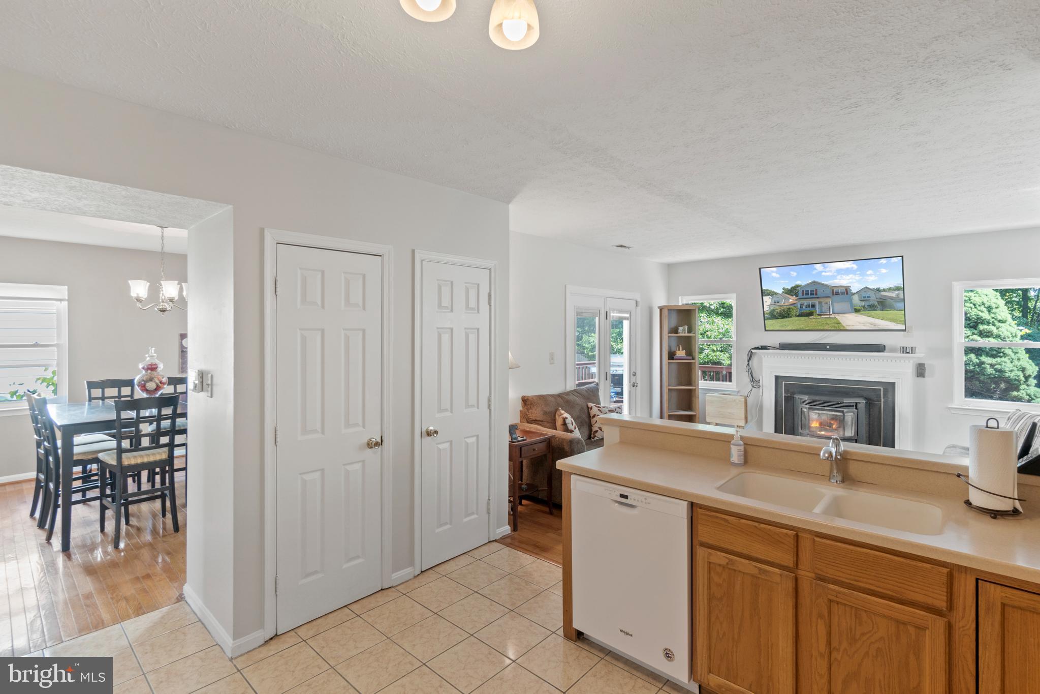 ST CHARLES SUB - HAMPSHIRE - Residential