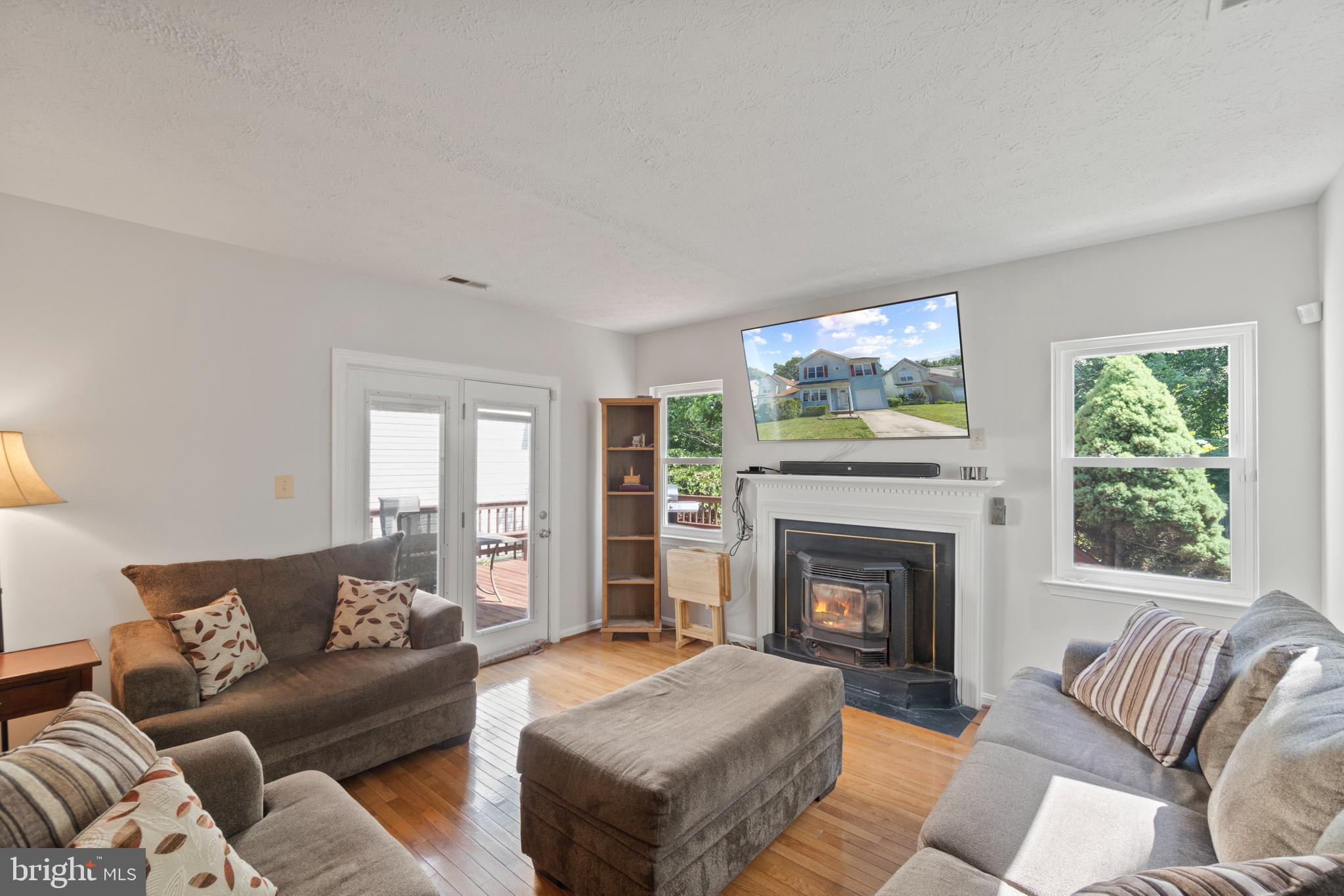 ST CHARLES SUB - HAMPSHIRE - Residential