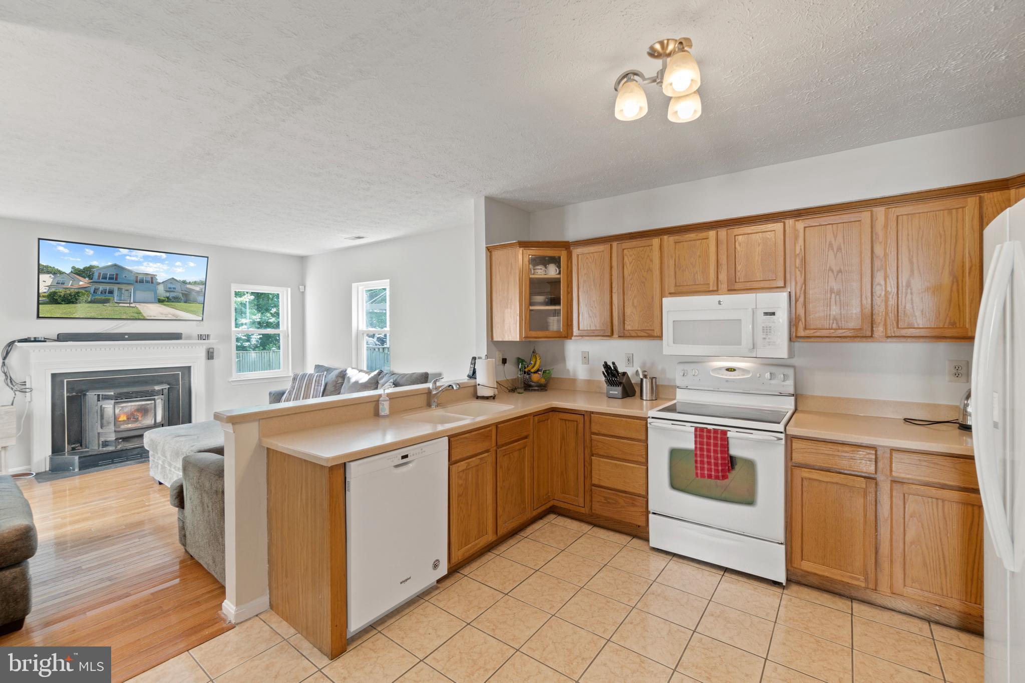 ST CHARLES SUB - HAMPSHIRE - Residential