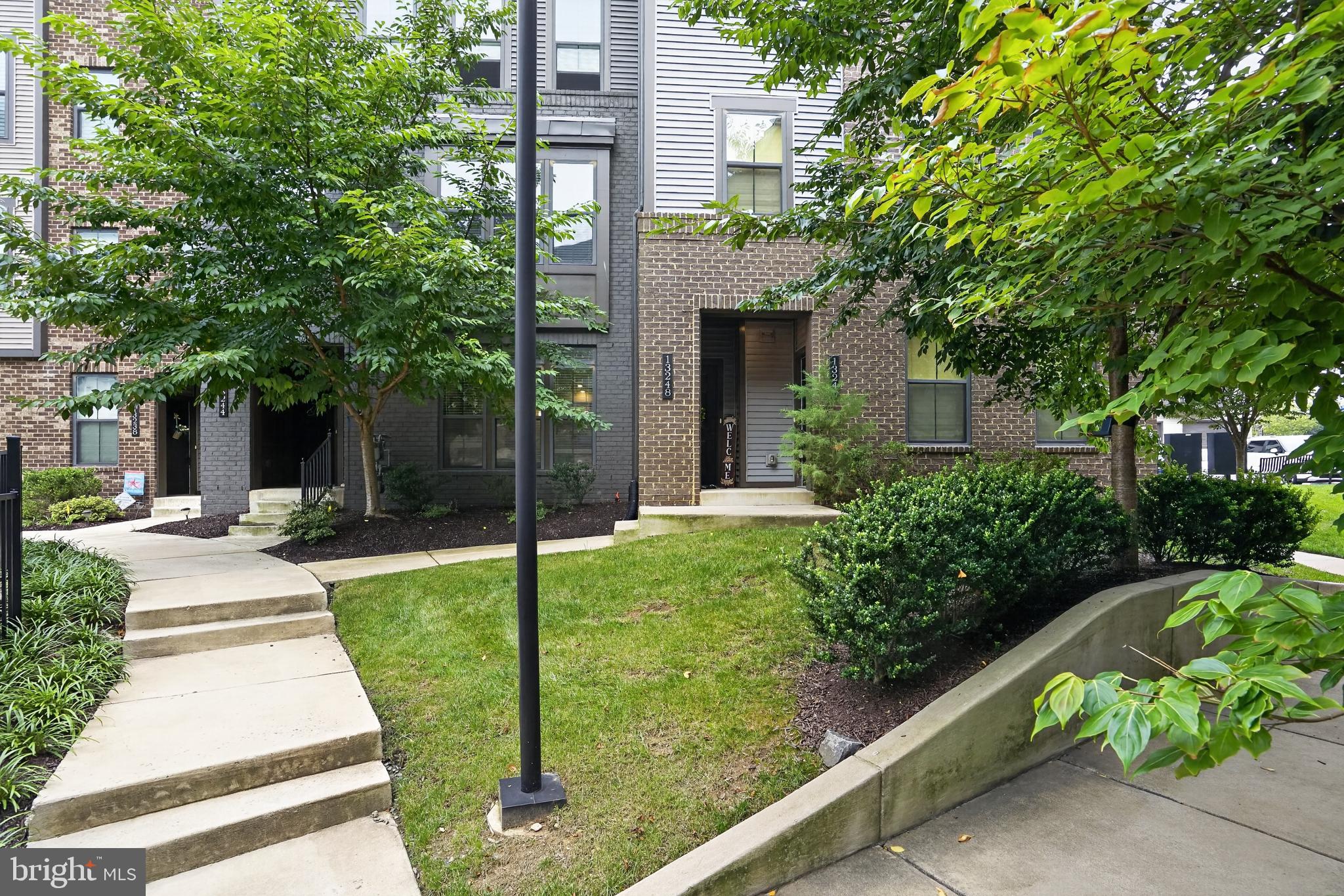 13246 LAKE WOODLAND WAY 5A