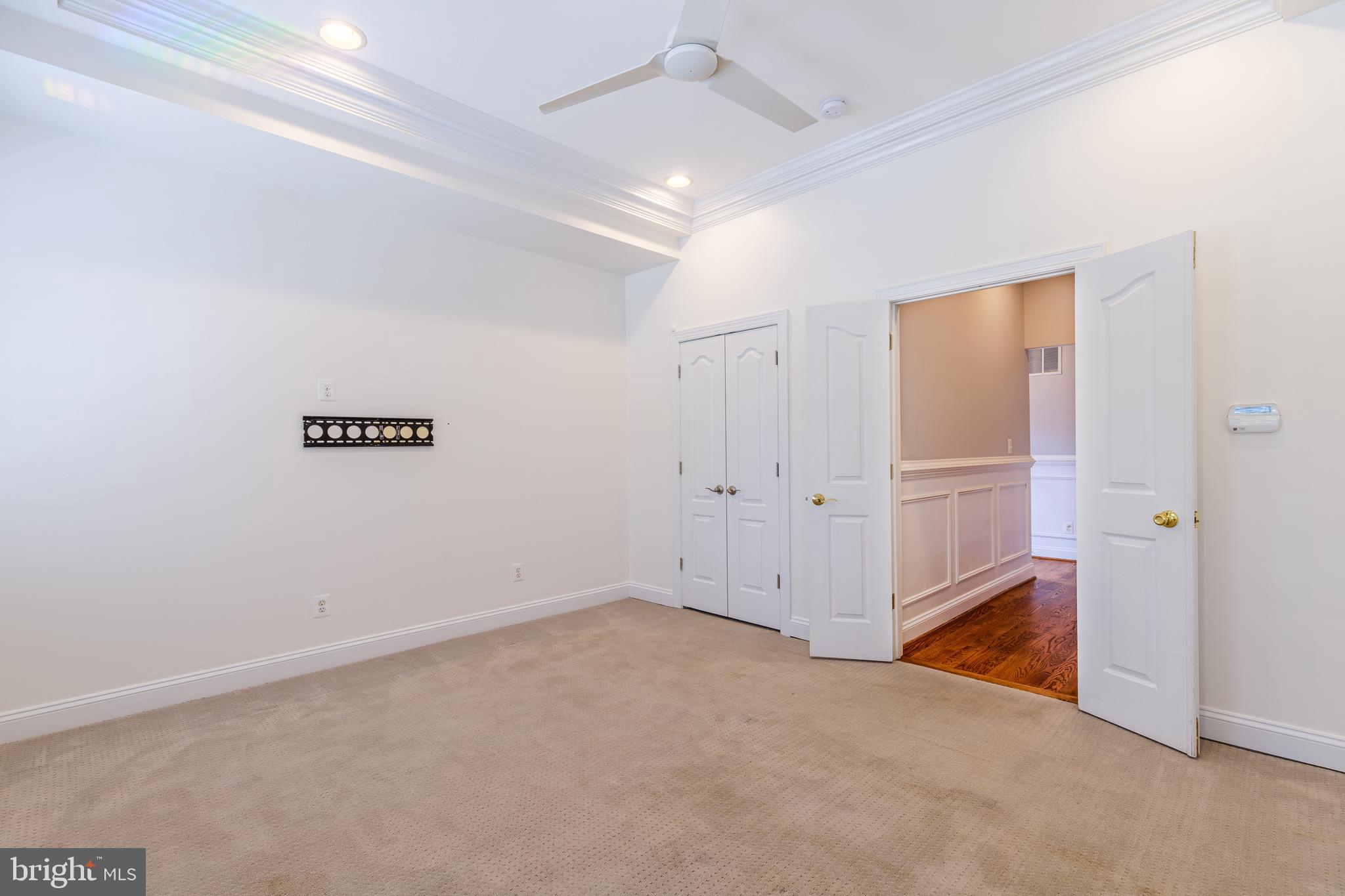 BUTCHER'S HILL - Residential