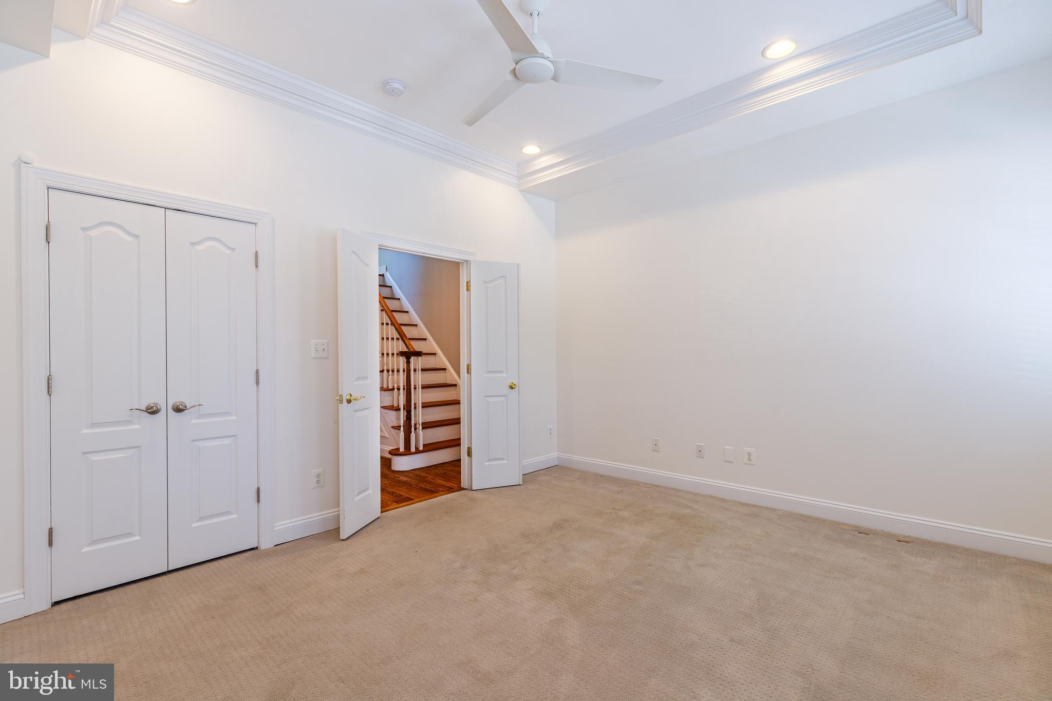 BUTCHER'S HILL - Residential