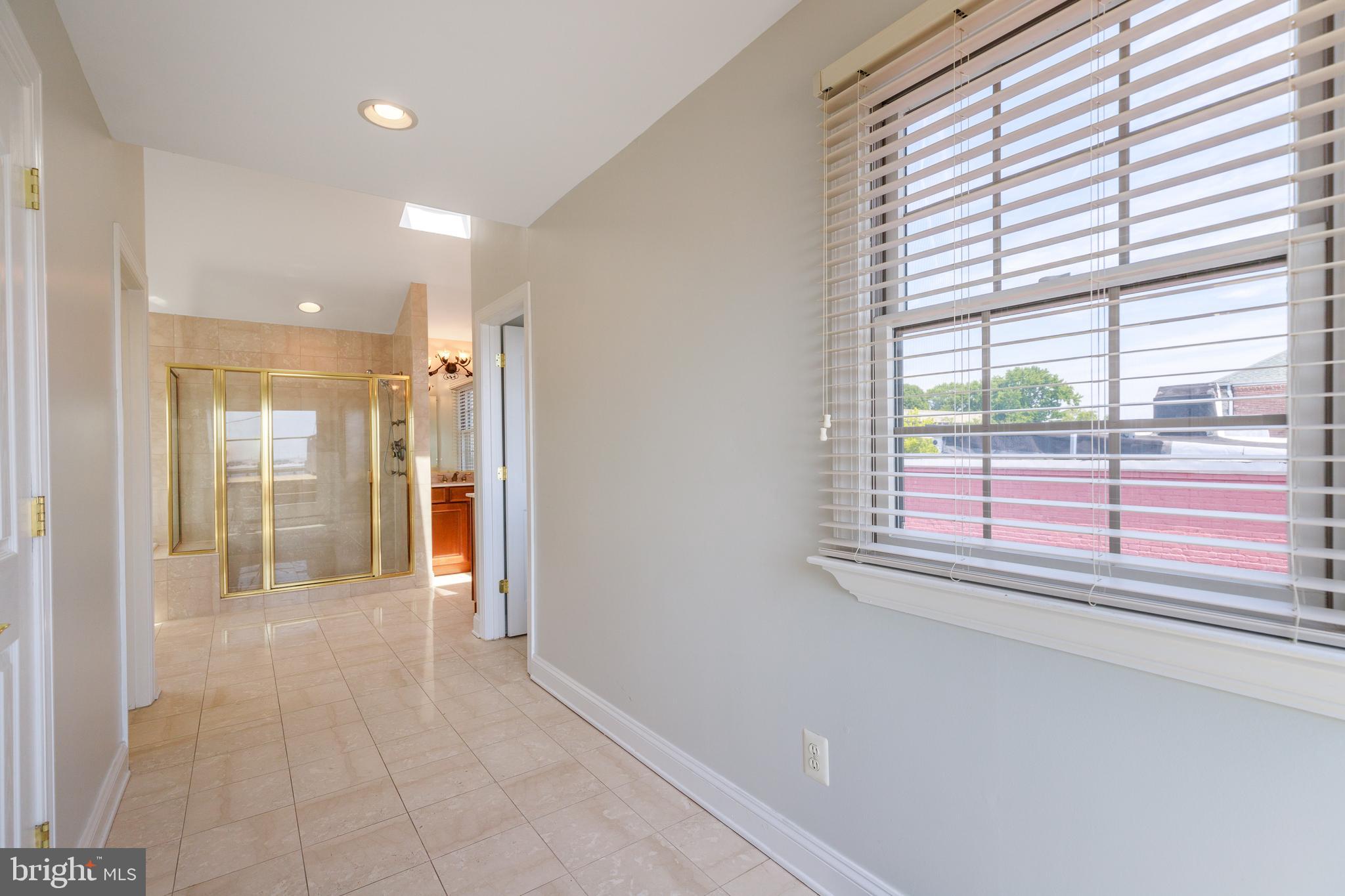 BUTCHER'S HILL - Residential