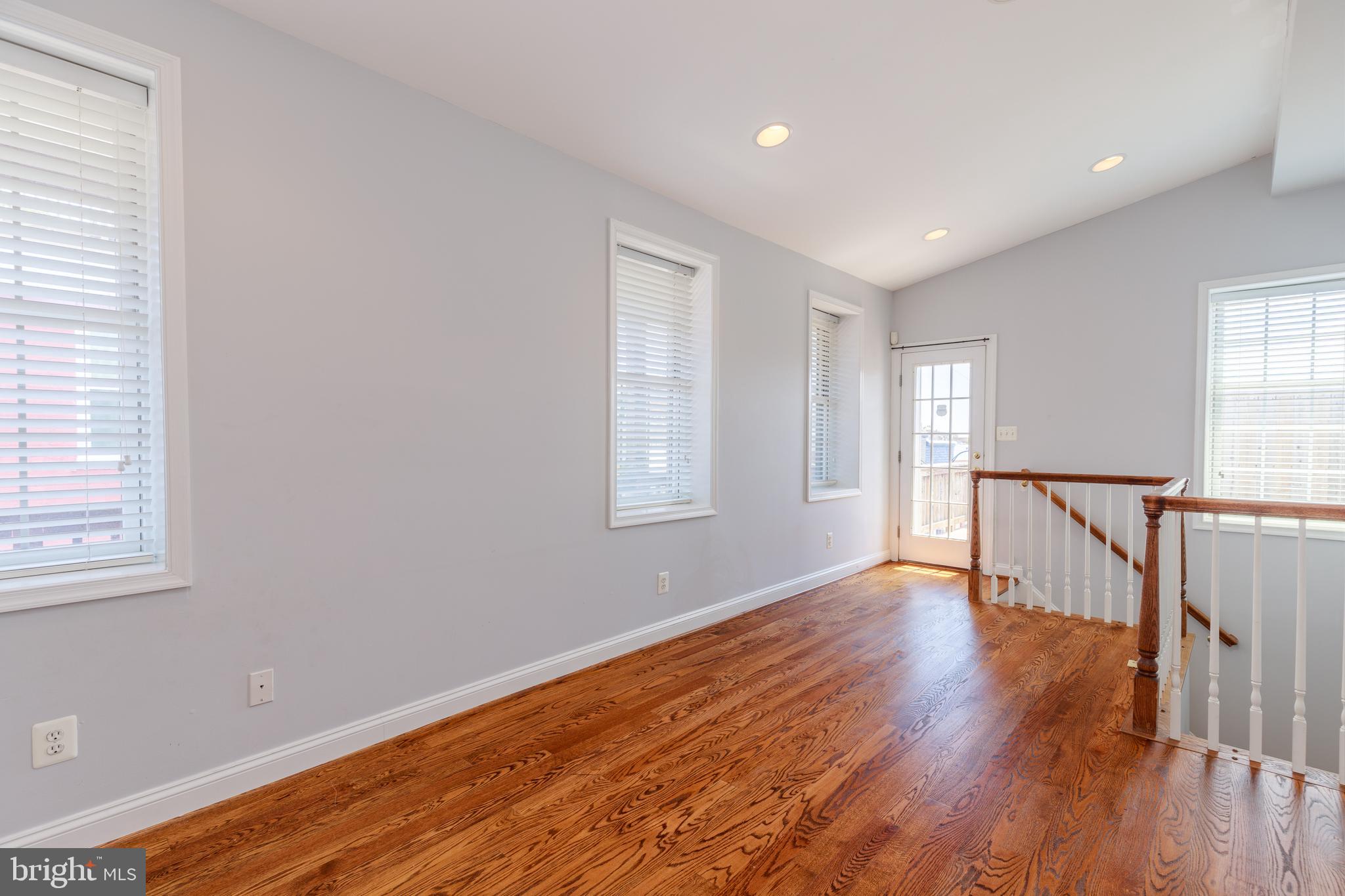 BUTCHER'S HILL - Residential