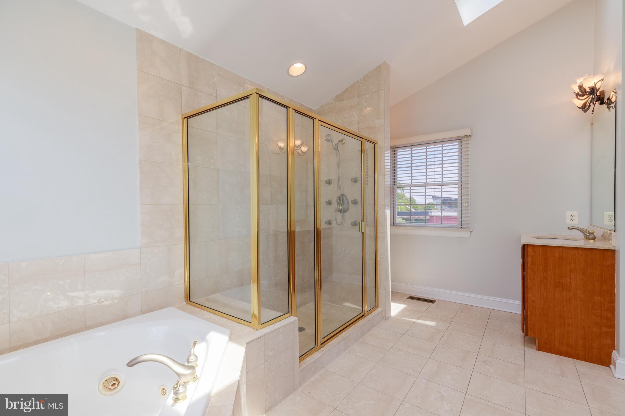 BUTCHER'S HILL - Residential