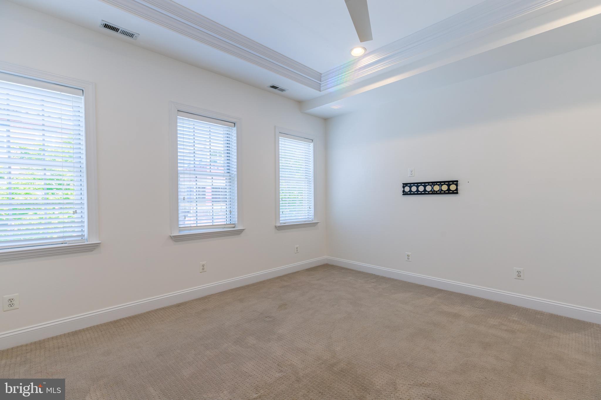 BUTCHER'S HILL - Residential