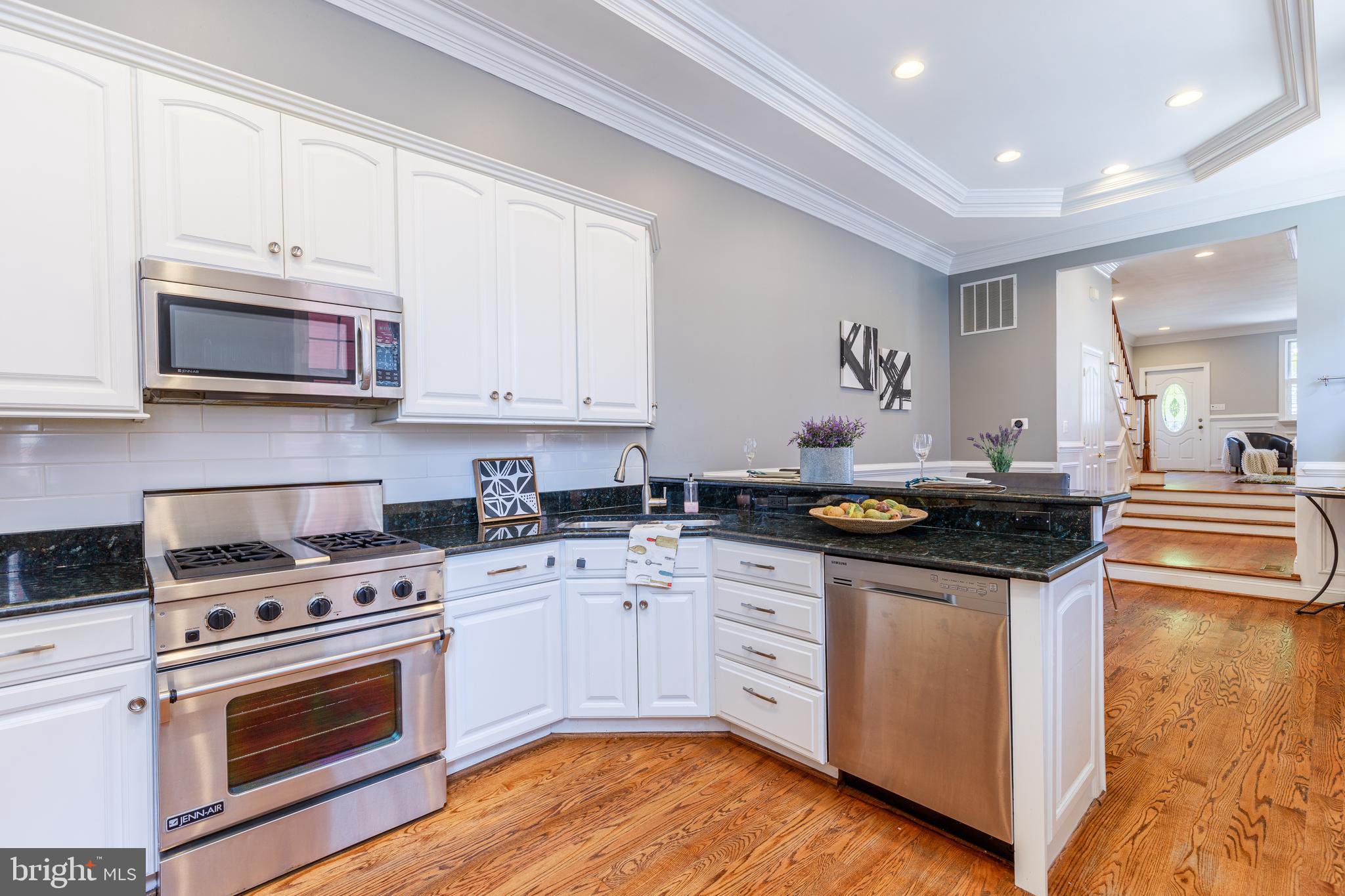 BUTCHER'S HILL - Residential