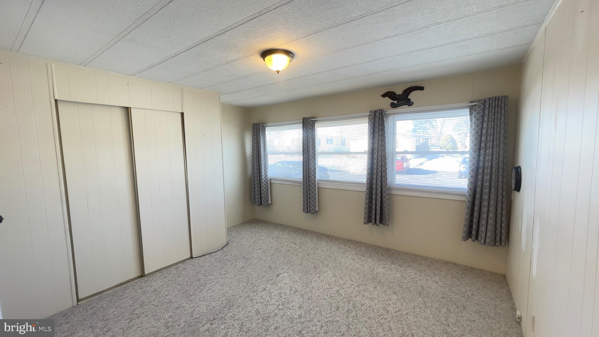 NESHAMINY FALLS - Residential