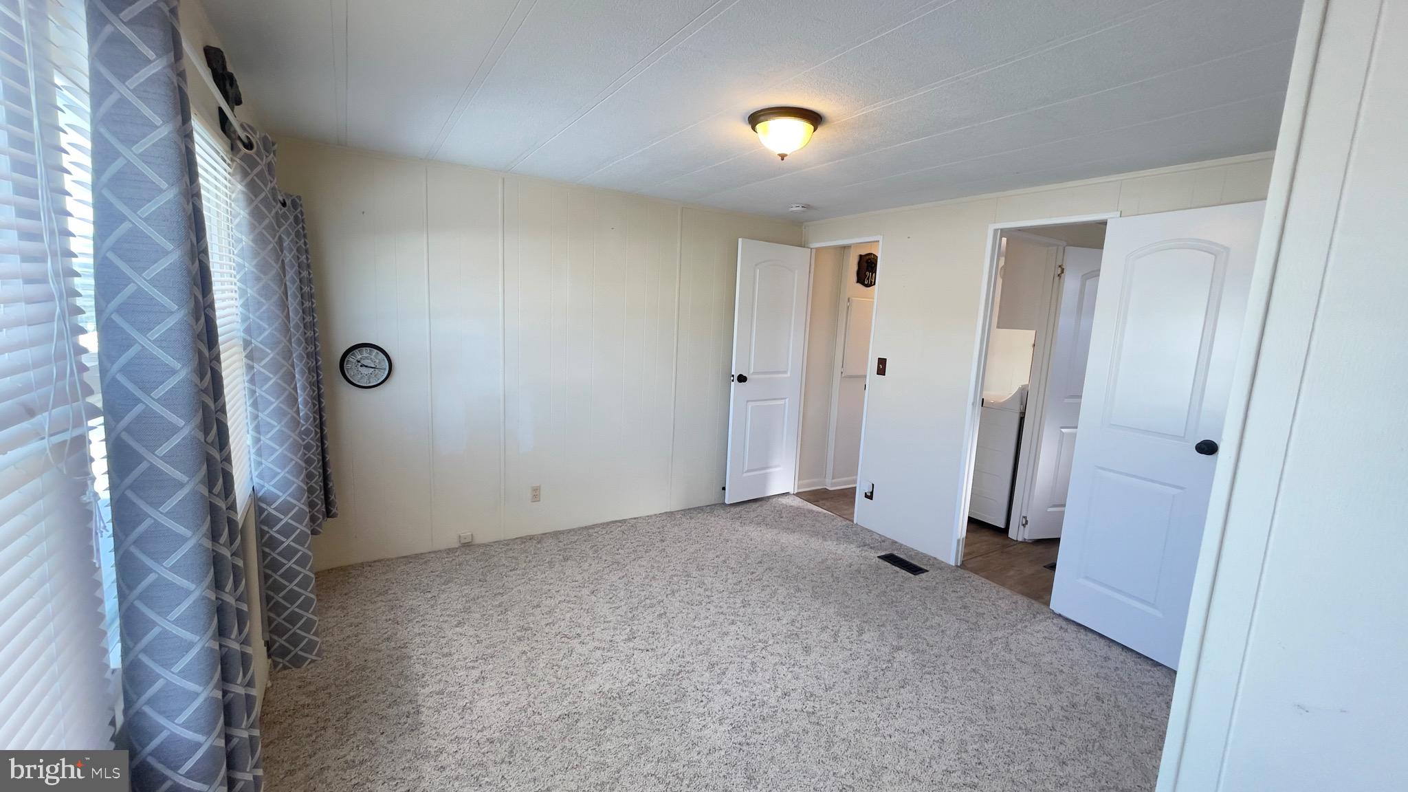 NESHAMINY FALLS - Residential