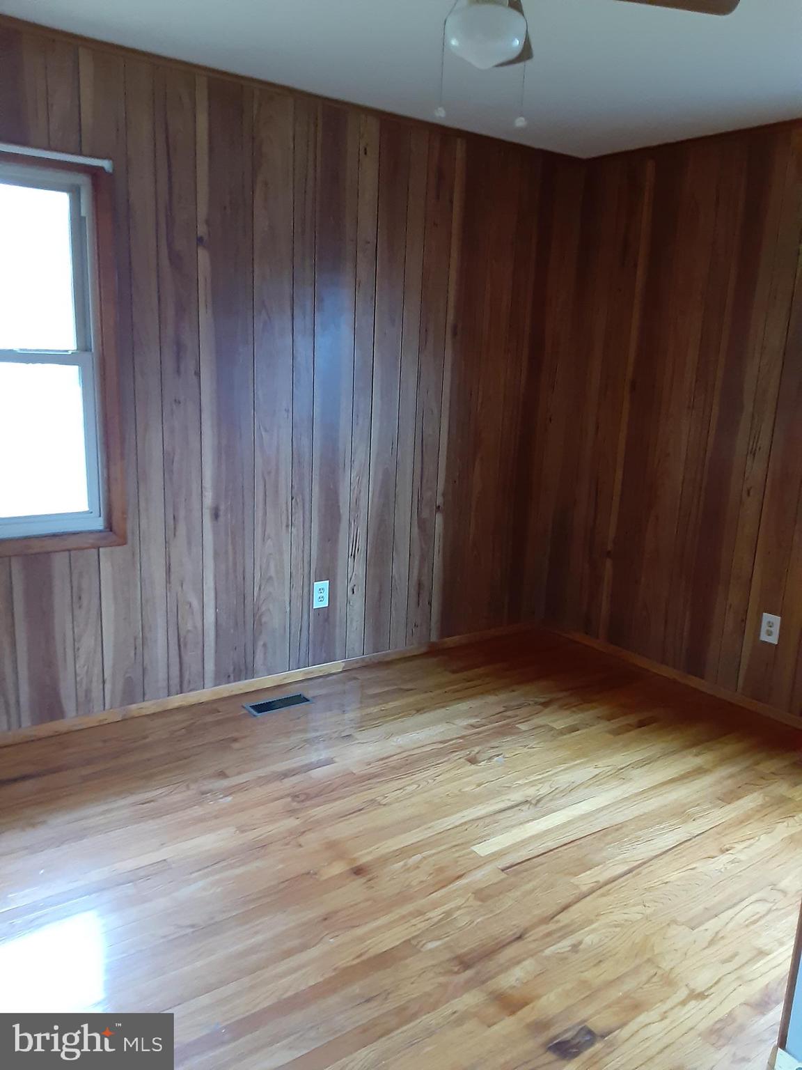 BURNING KNOLLS - Residential