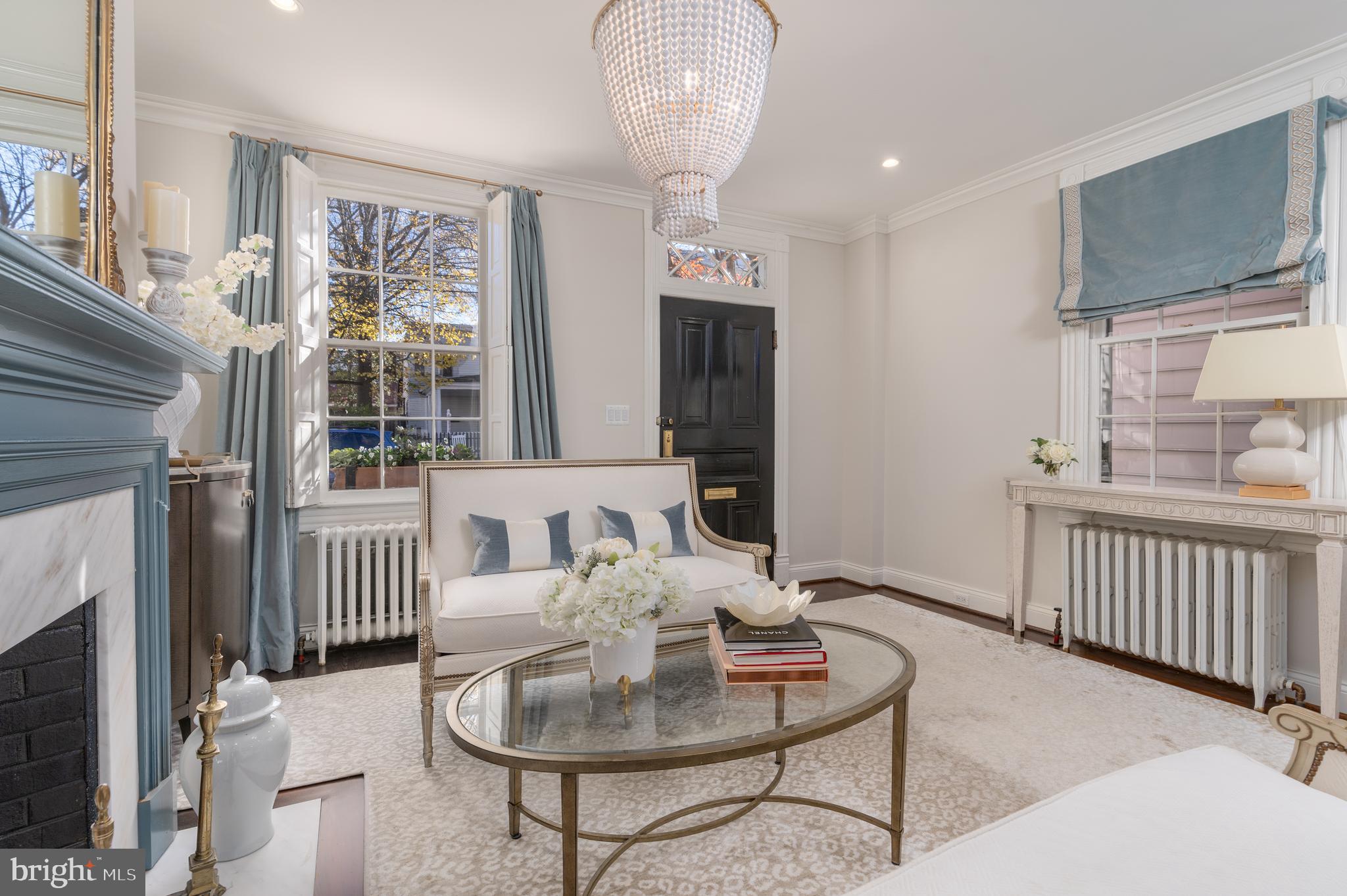 OLD TOWN ALEXANDRIA - Residential