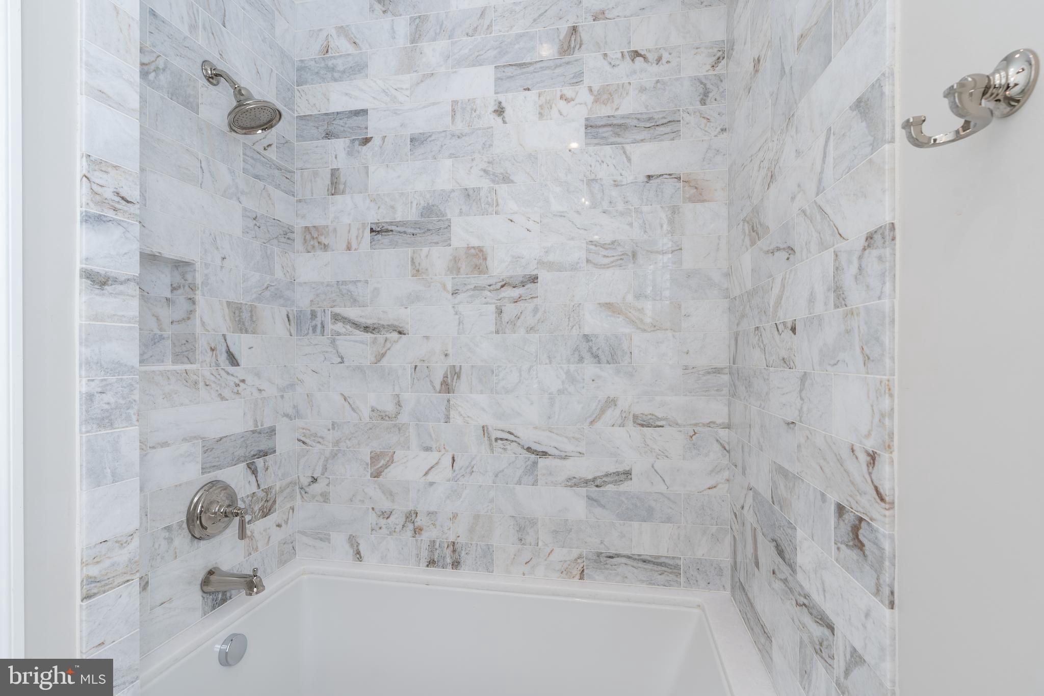 OLD TOWN ALEXANDRIA - Residential