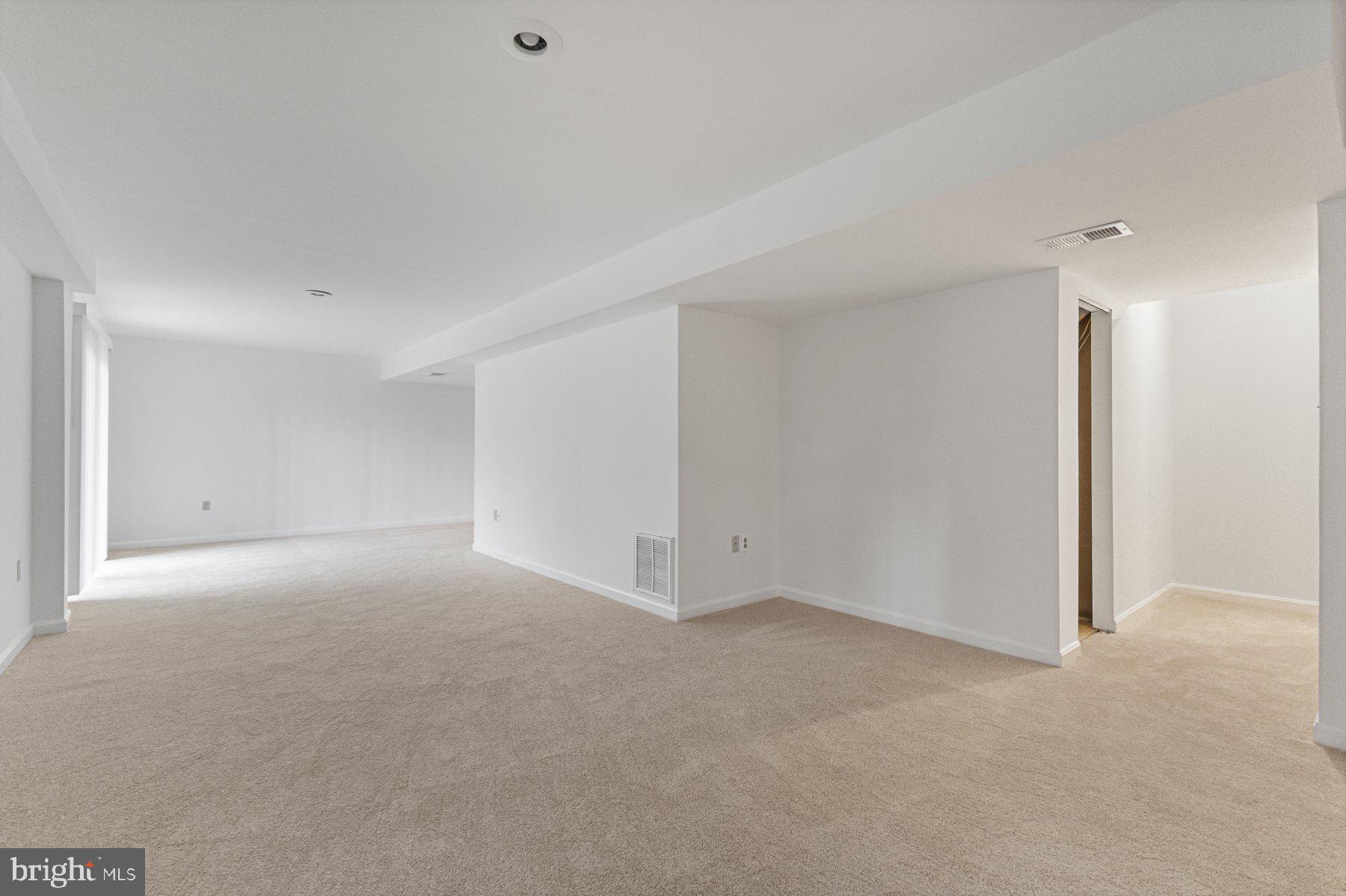 ORCHARD RIDGE - Residential Lease