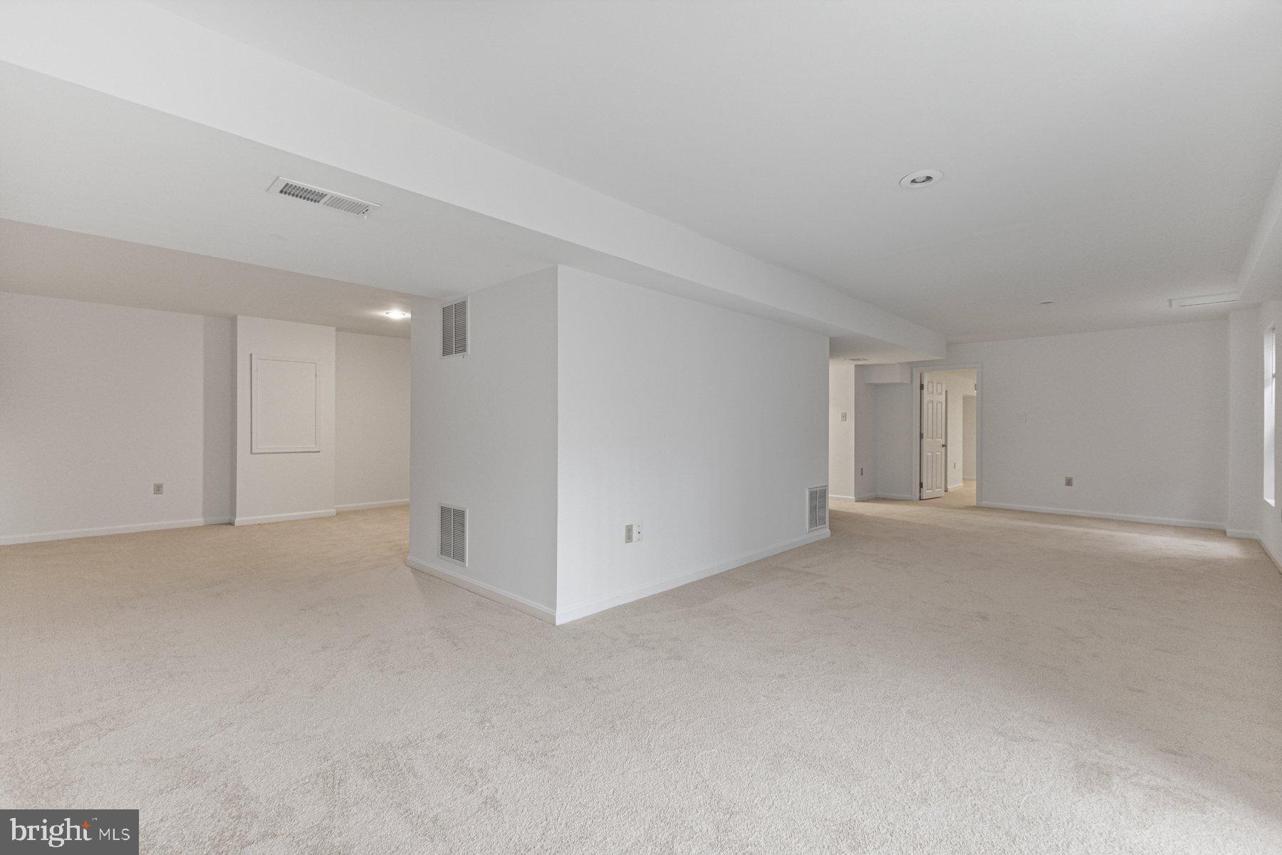 ORCHARD RIDGE - Residential Lease