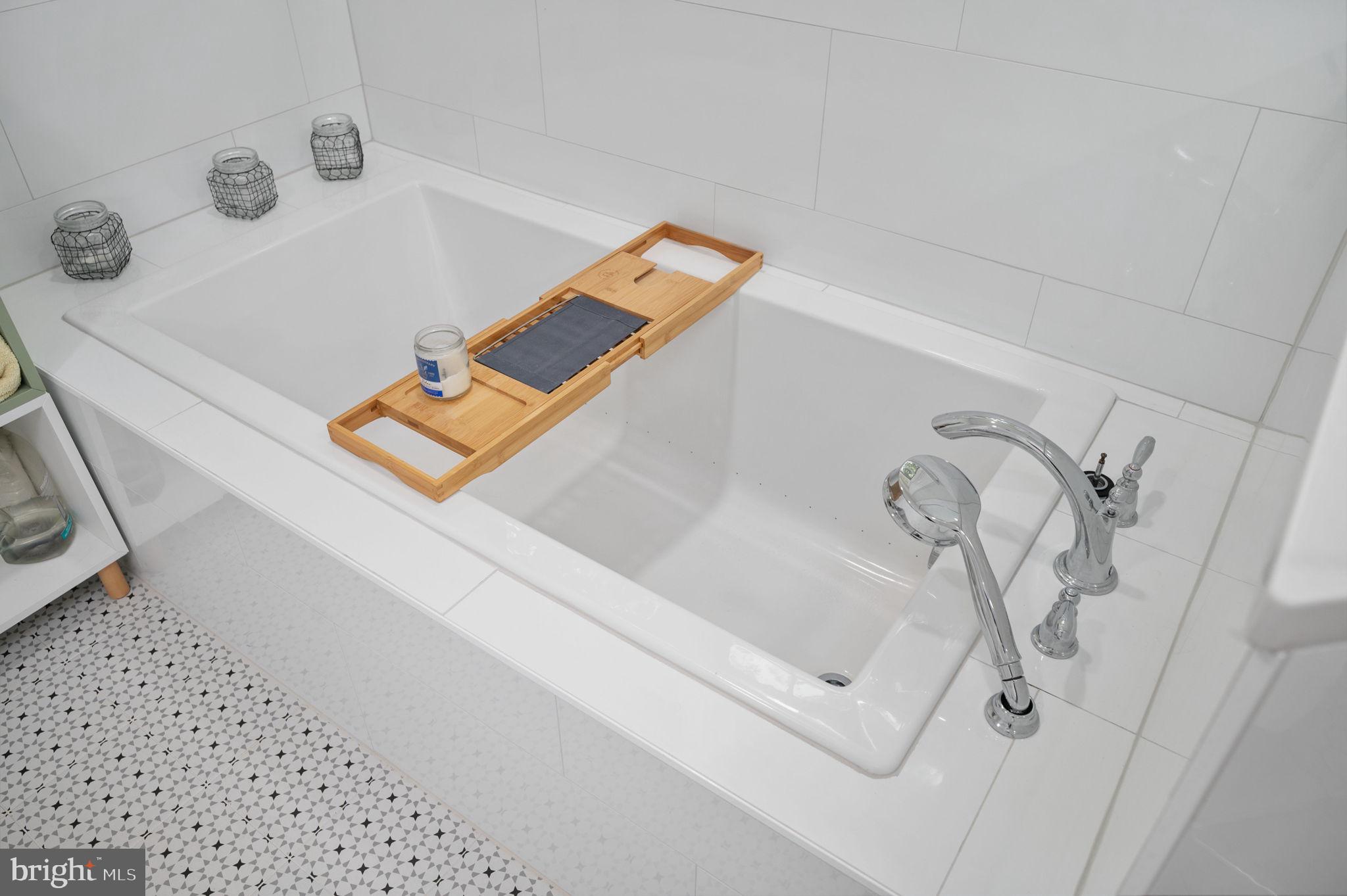 SPRING LAKE FARM - Residential