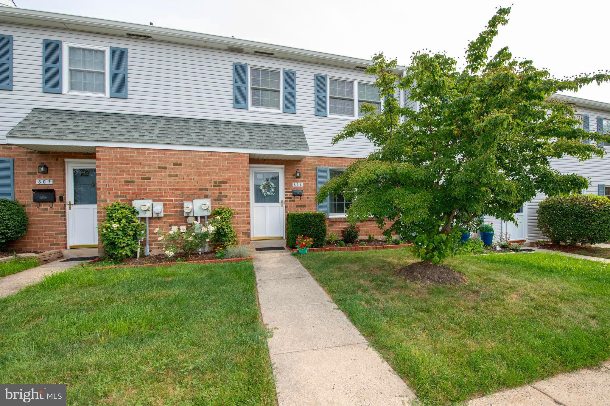 806 STONY CREEK COURT