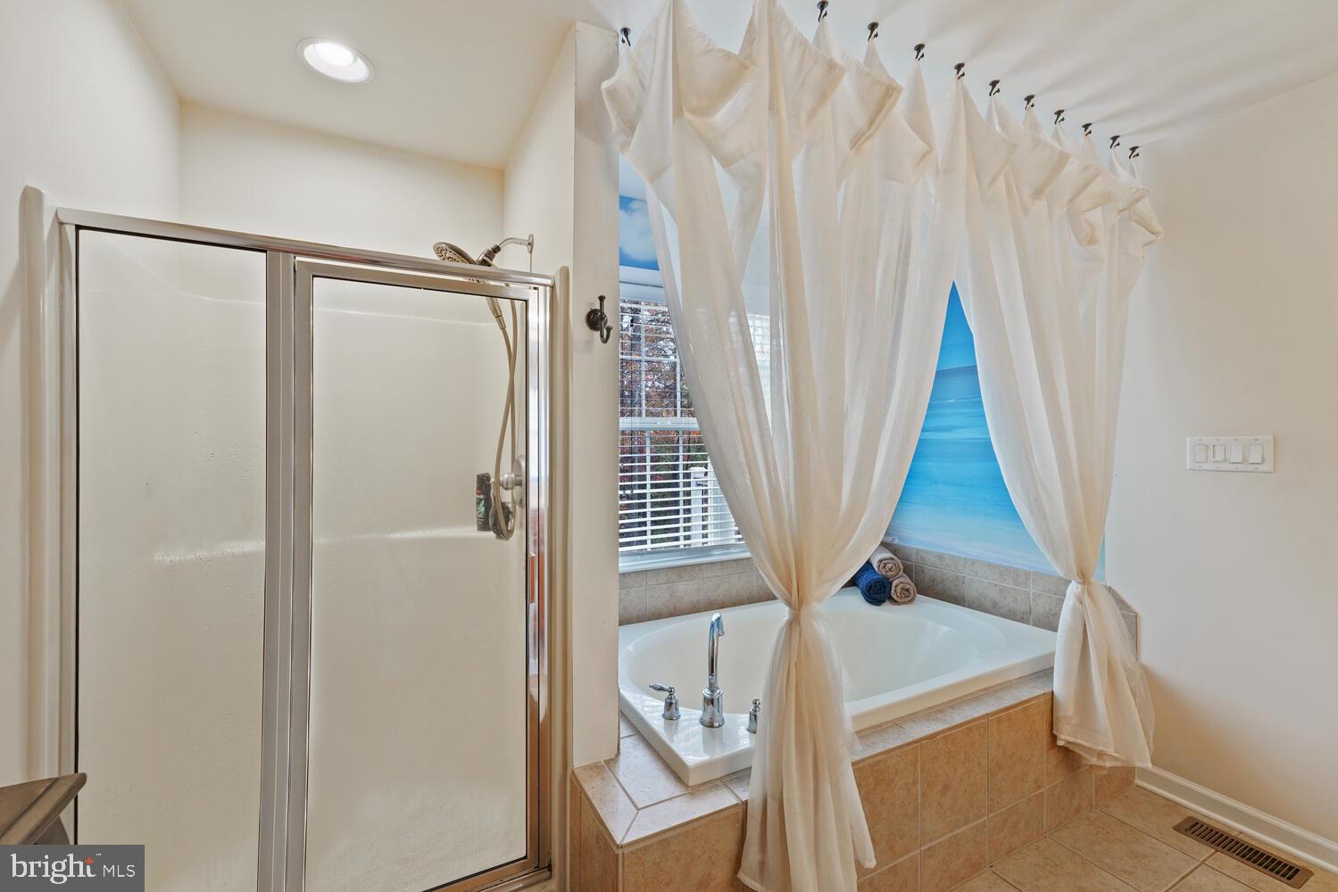 PATRIOTS GLEN - Residential