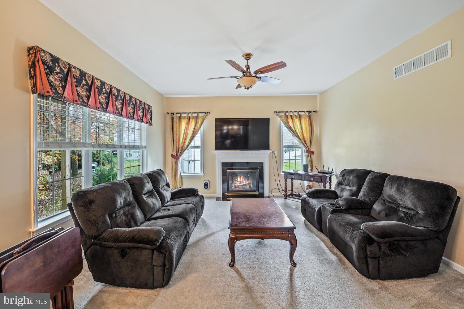 PATRIOTS GLEN - Residential