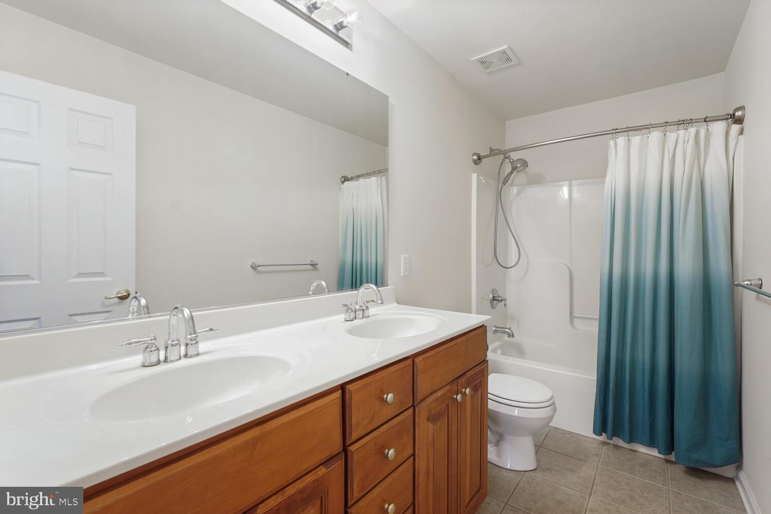 PATRIOTS GLEN - Residential