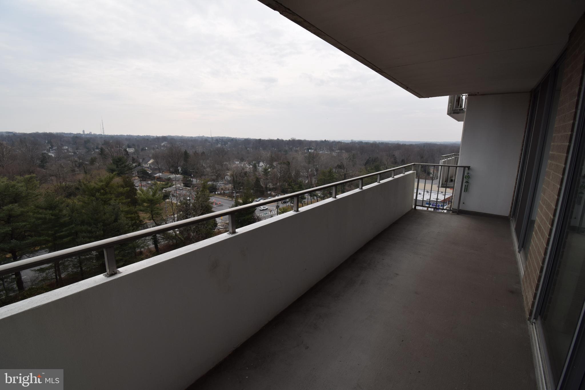 THE KENWOOD - Residential Lease