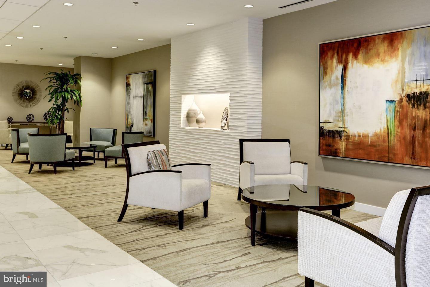 THE KENWOOD - Residential Lease