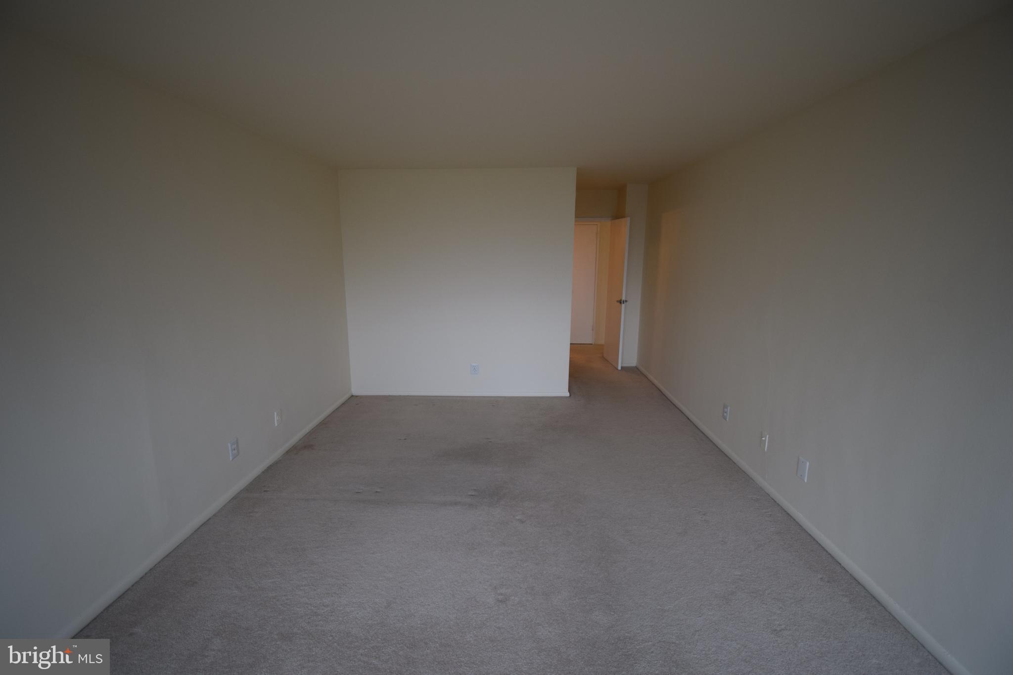 THE KENWOOD - Residential Lease