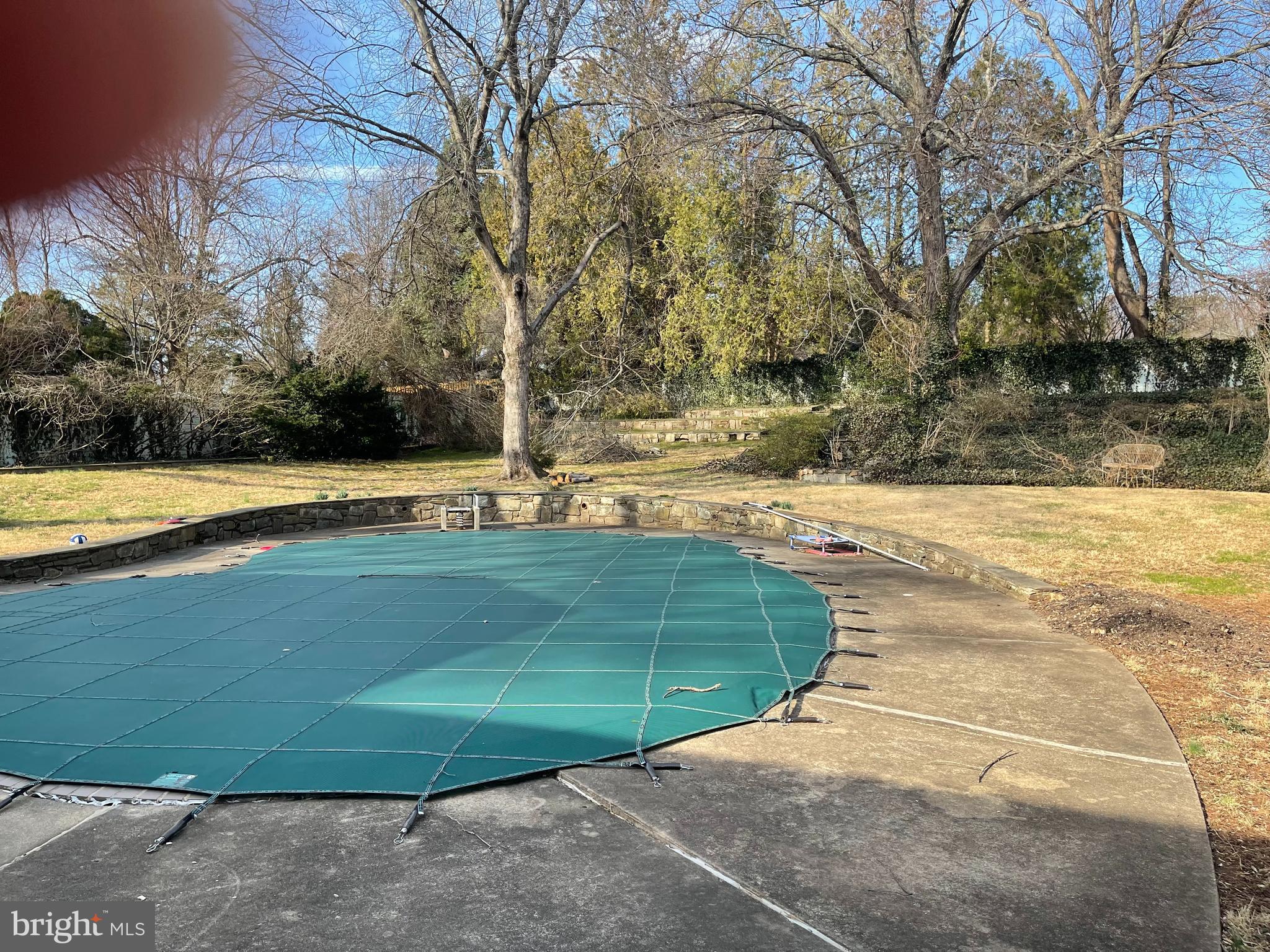 WALTERS WOODS - Residential