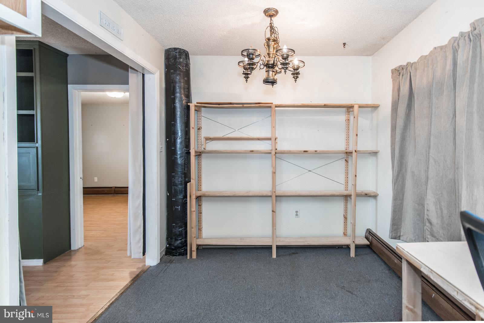 VERMILION HILL - Residential Lease