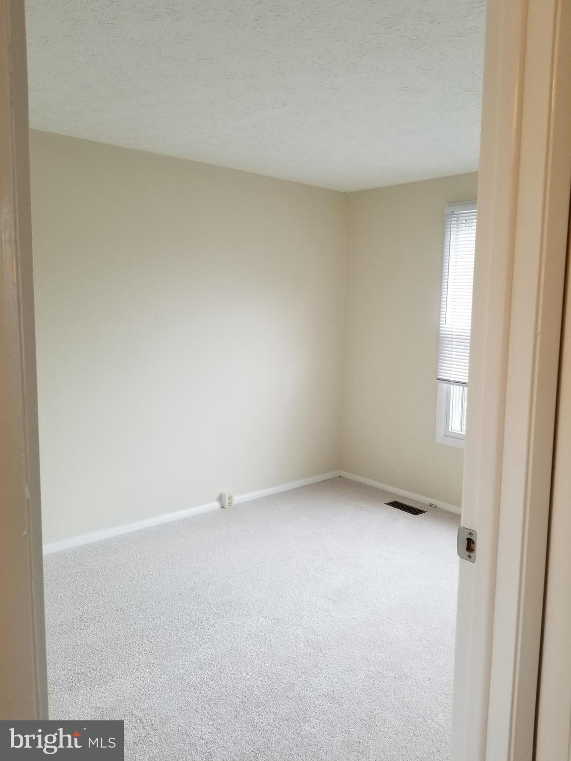 FOXFIELD - Residential Lease