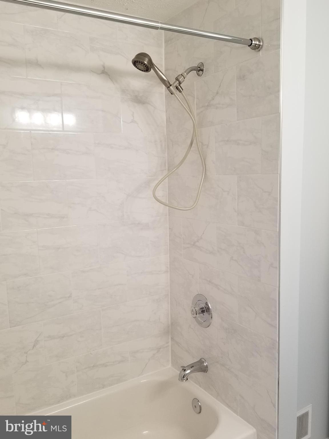 FOXFIELD - Residential Lease