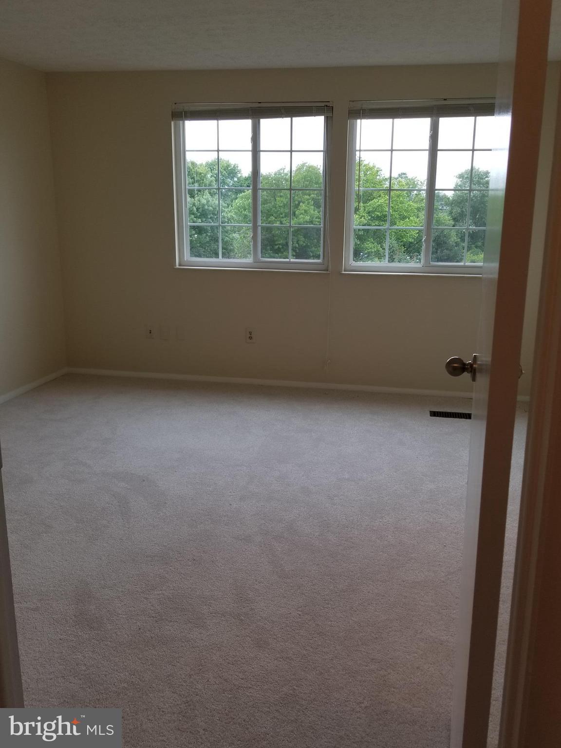 FOXFIELD - Residential Lease