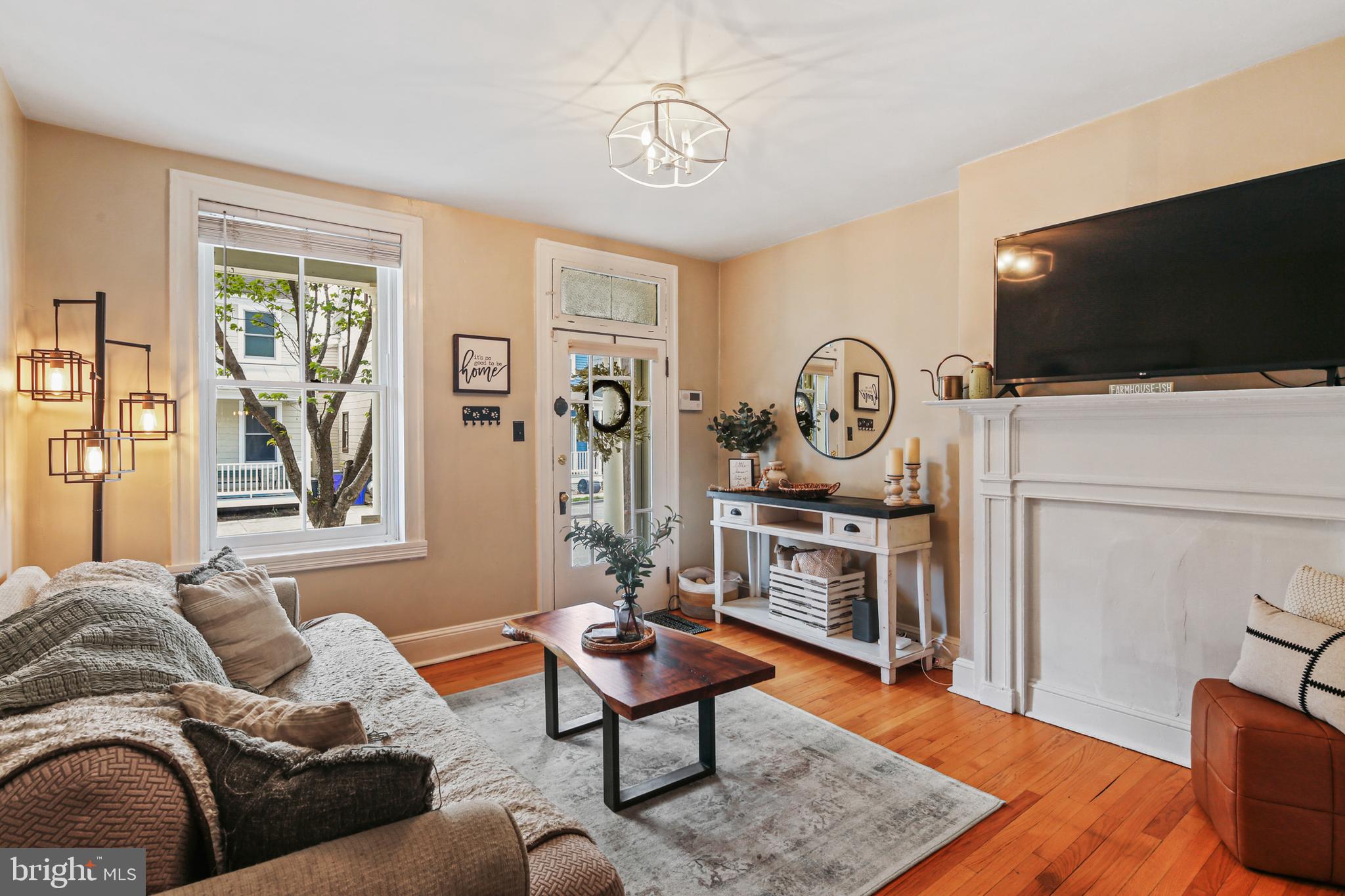 117 E 5TH STREET