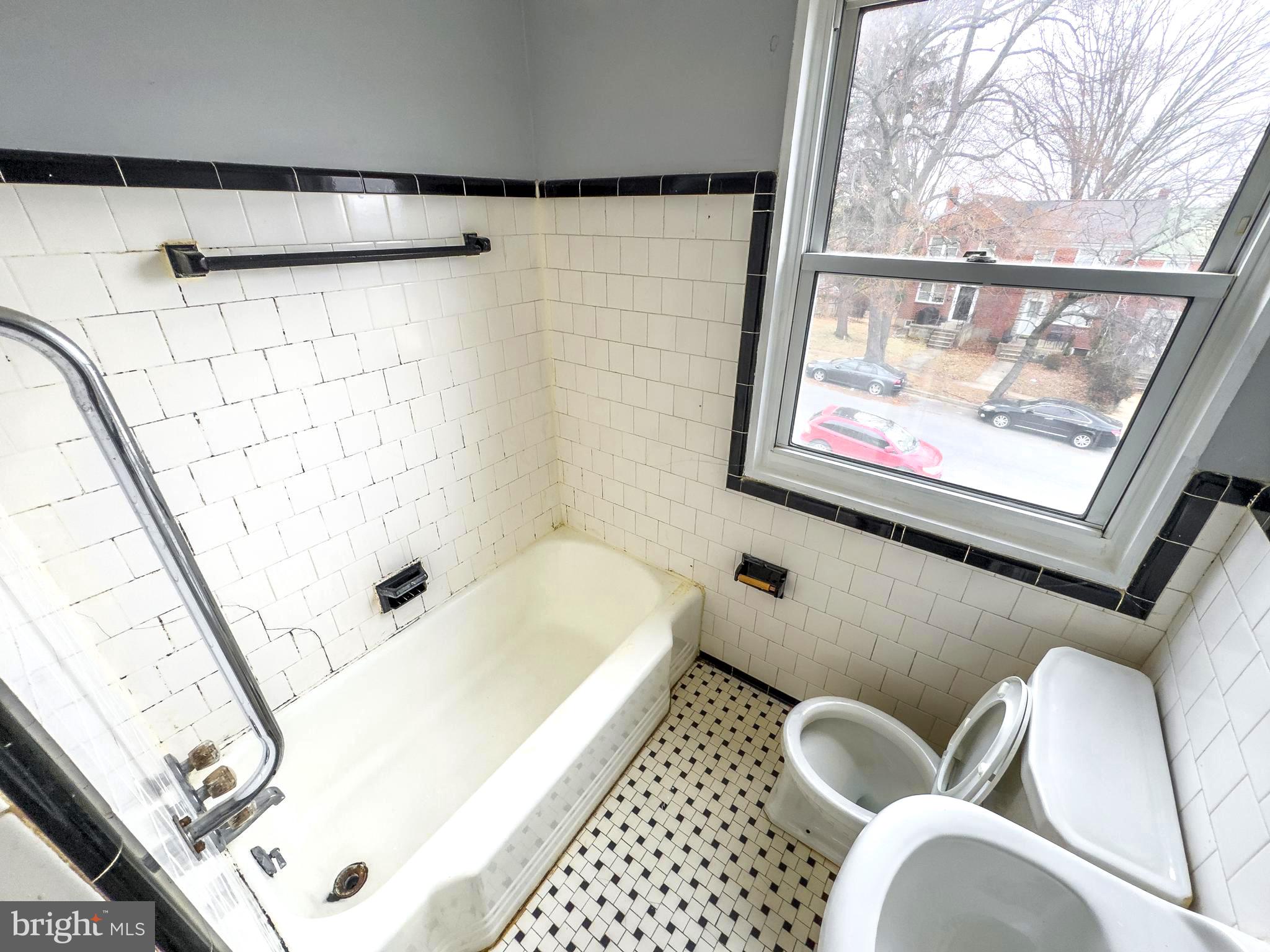 EDMOND HEIGHTS - Residential