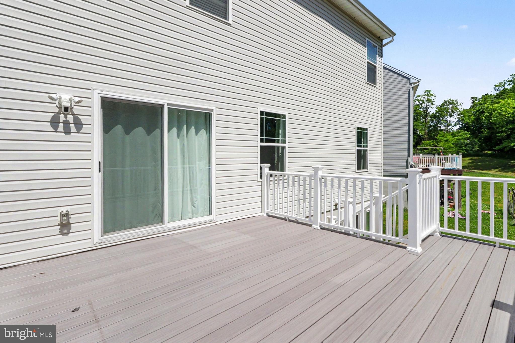 CROSBY COURT - Residential